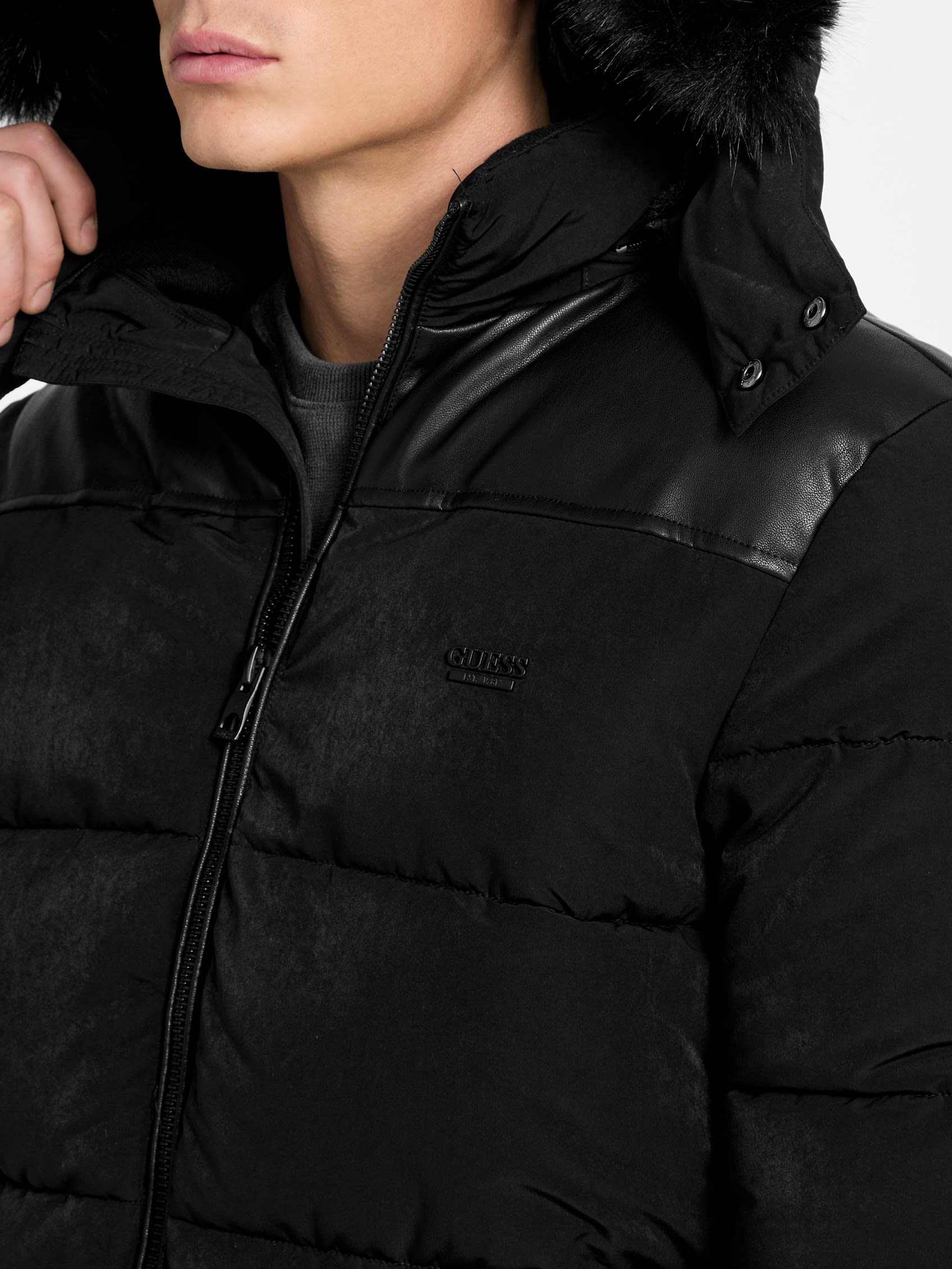 ゲス GUESS OUTDOORS Puffa Jacket （JBLK） JBLK