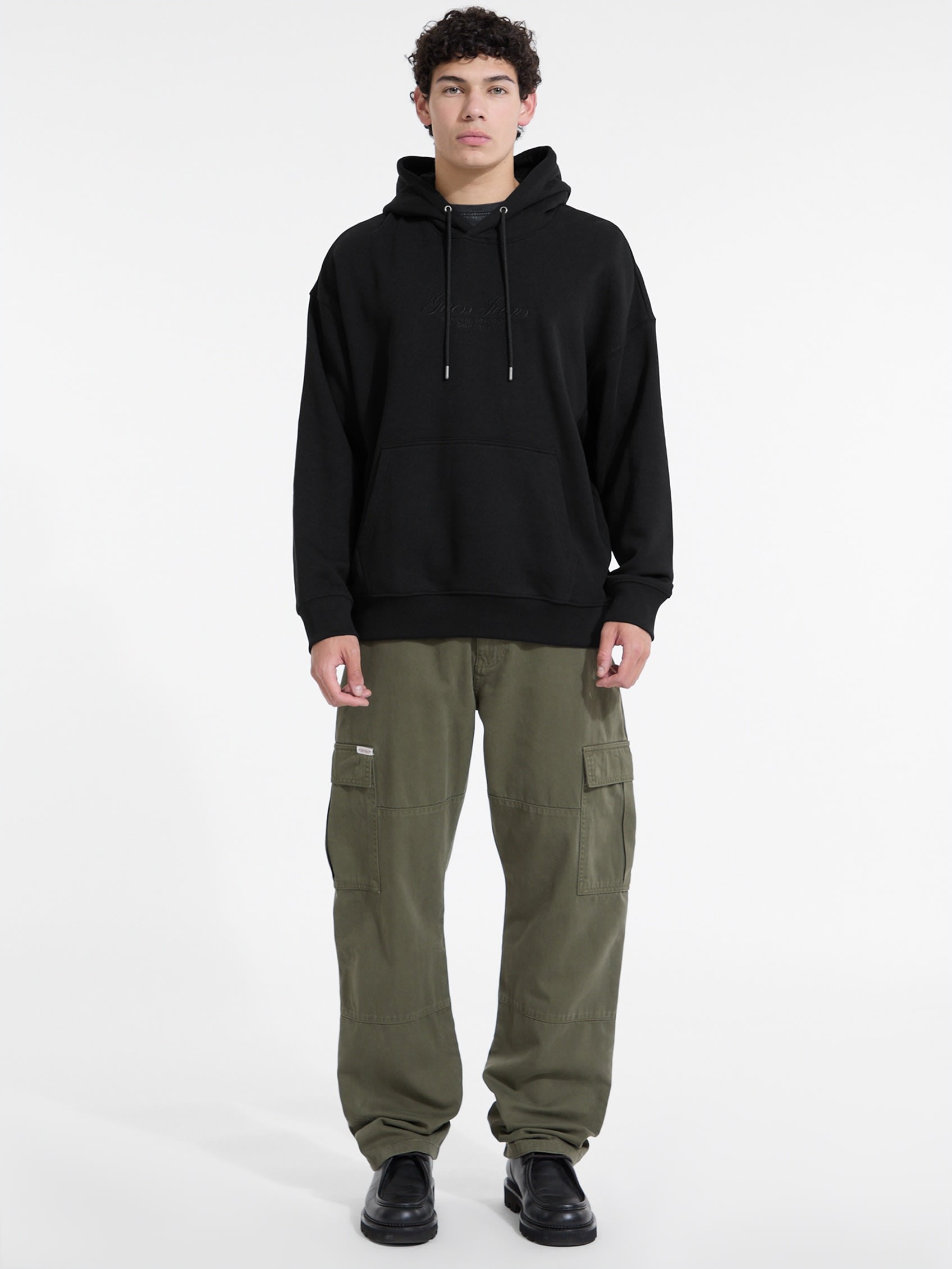 ゲス GUESS GUESS JEANS Hood Os 3D Embro Script Logo Sweat （JBLK） JBLK