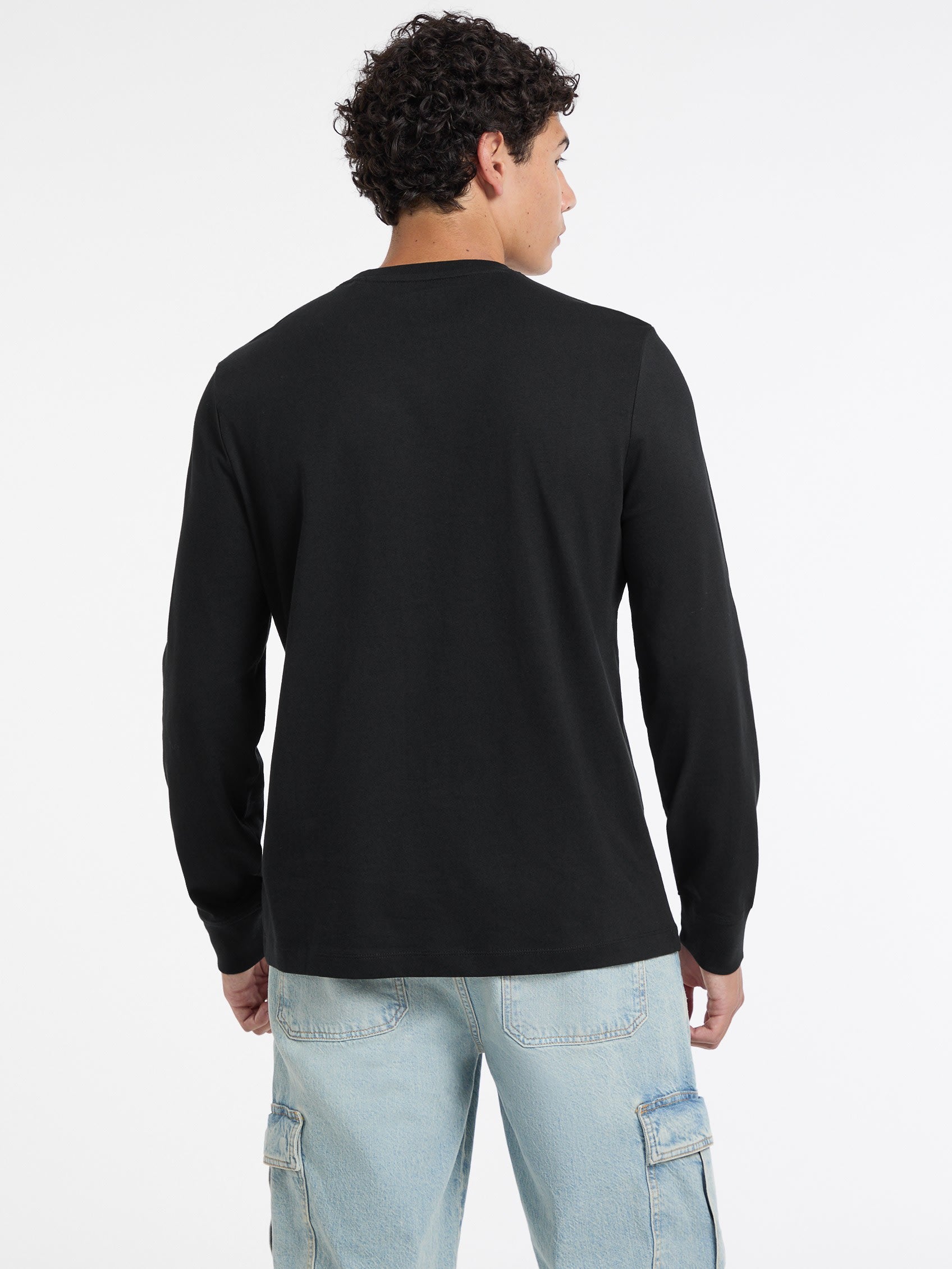 ゲス GUESS GUESS JEANS Long Sleeves Crew Neck Regular Poket Tee （JBLK） JBLK