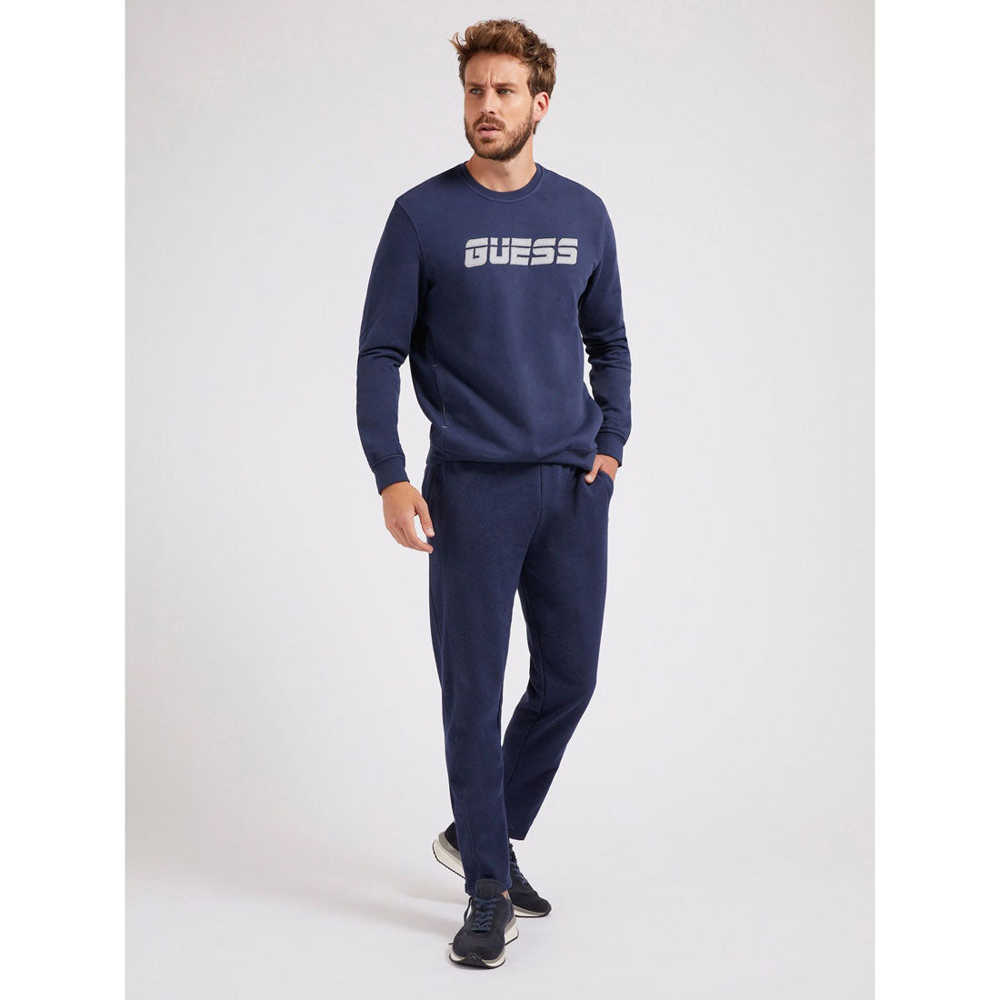 ゲス GUESS Richard Logo Sweatshirt  トップス スウェット