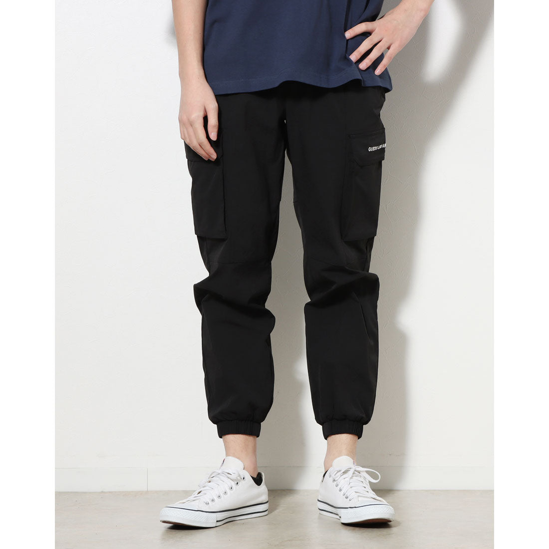 ゲス GUESS Logo Cargo Jogger Pants  ジョガーパンツ,BLK