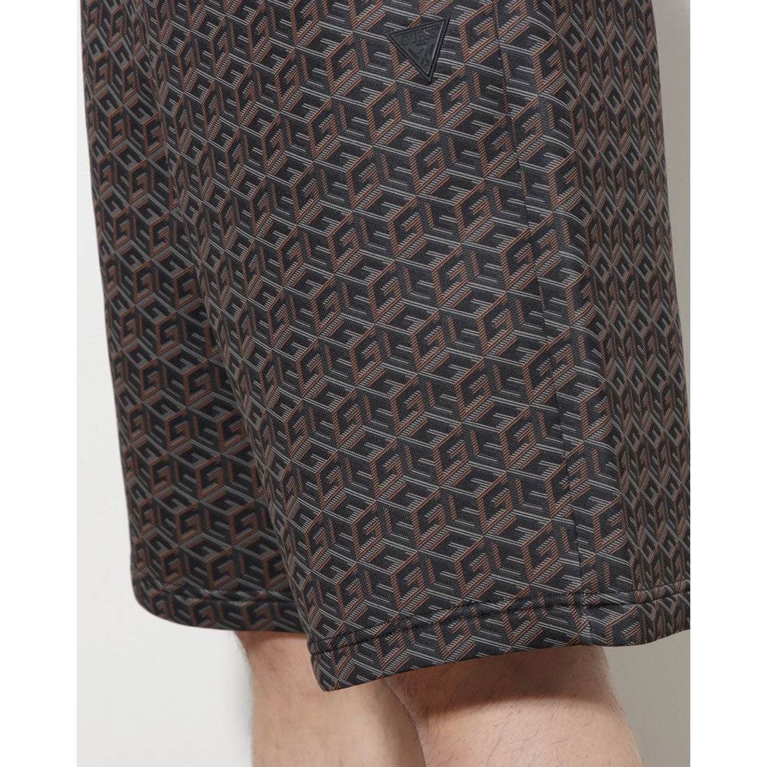 ゲス GUESS Colin Logo Shorts （P15R） ショートパンツ P15R