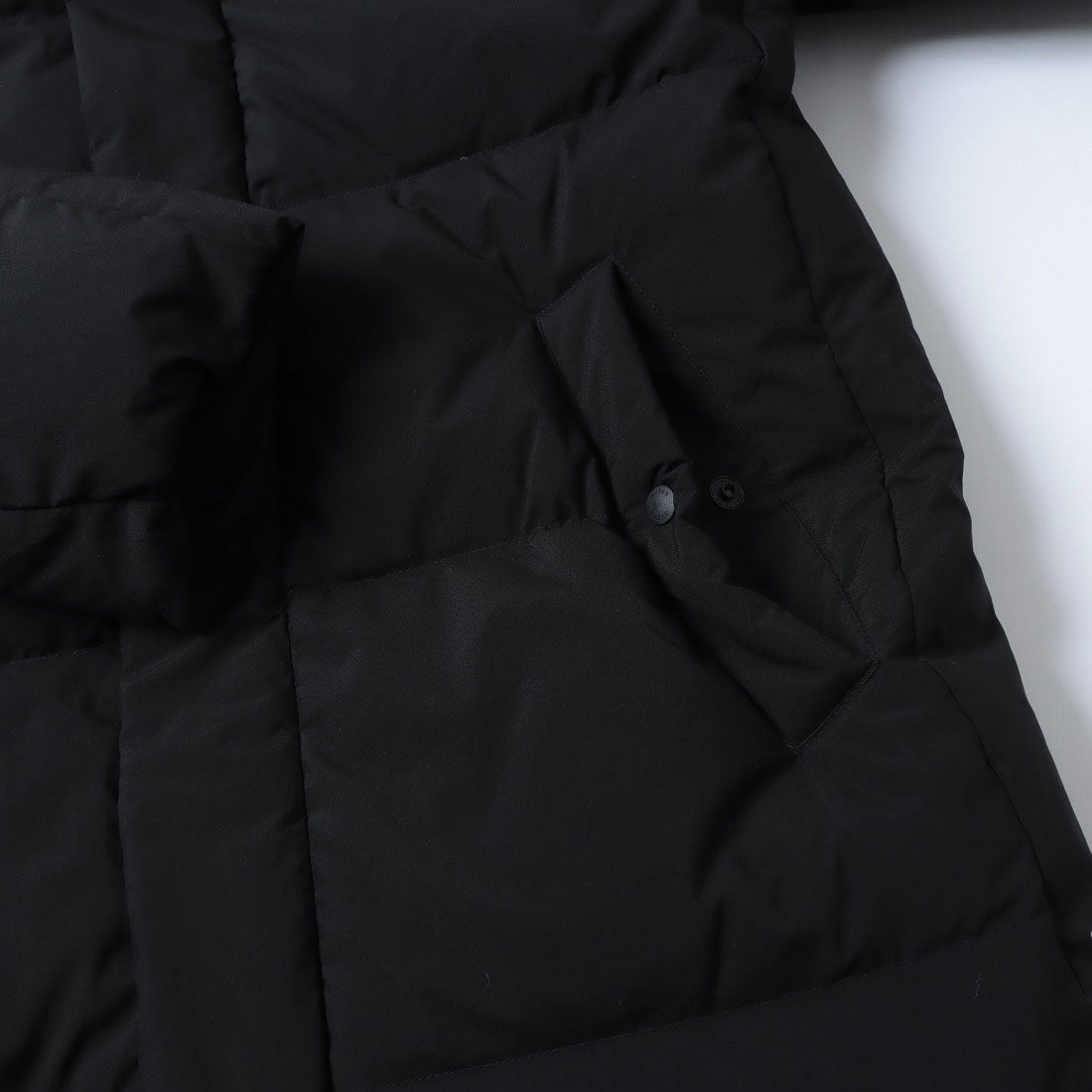 ゲス GUESS UNI Hooded Long Down Jacket （BLK） BLK