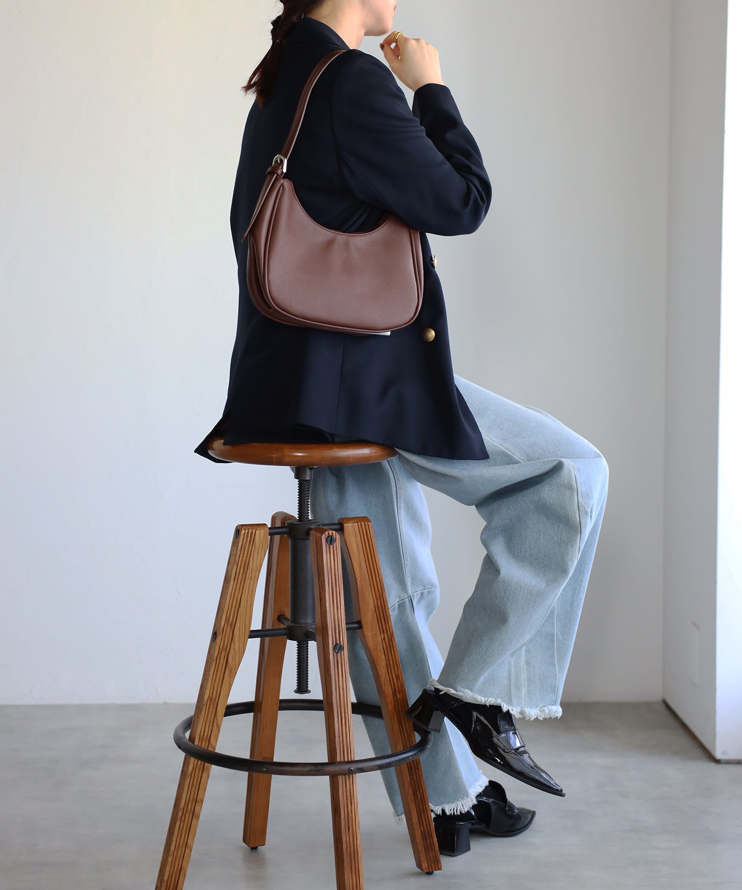 GUSCIO One-handle half moon bag