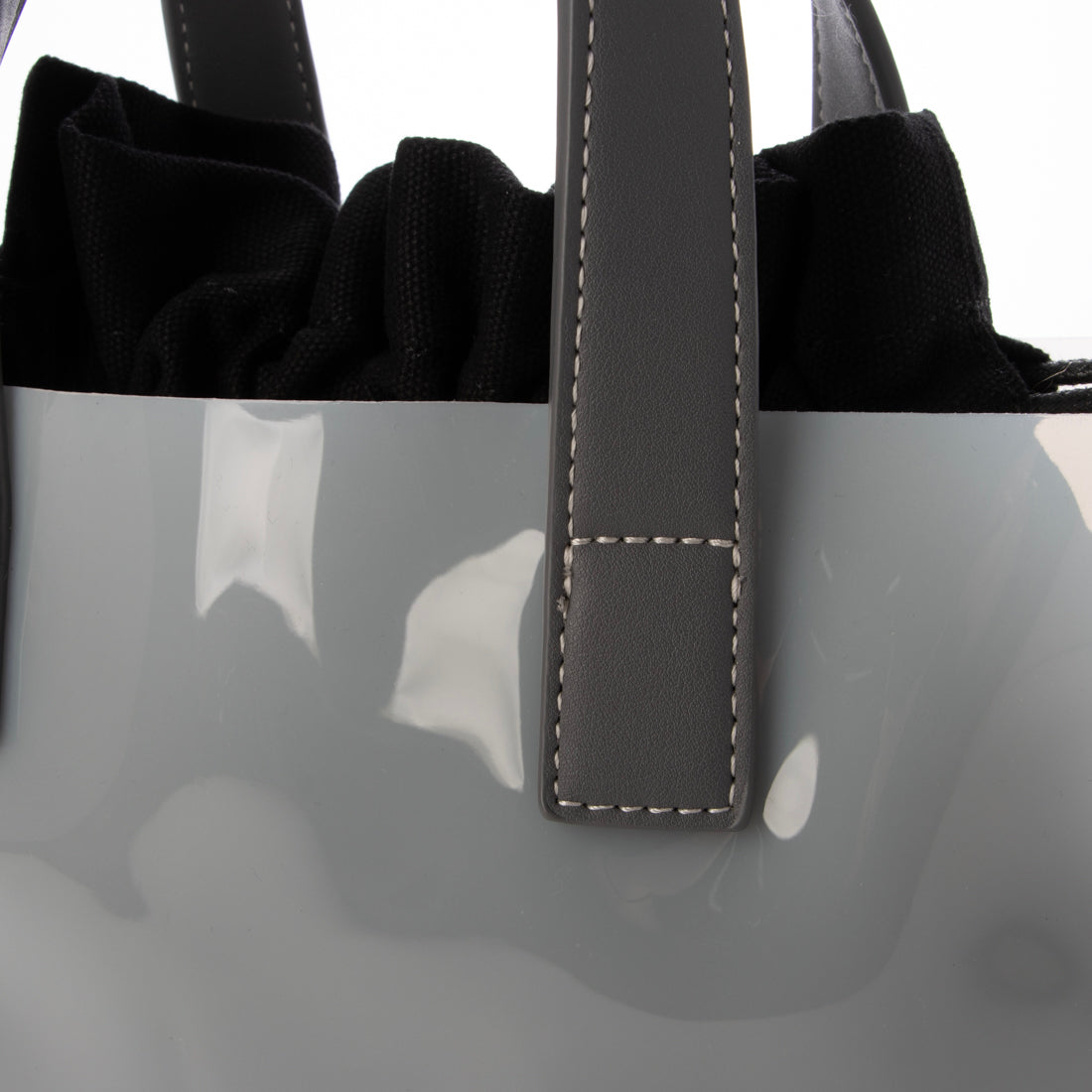 グッシオ GUSCIO PVCバッグ 巾着付き （GRAY） GRAY
