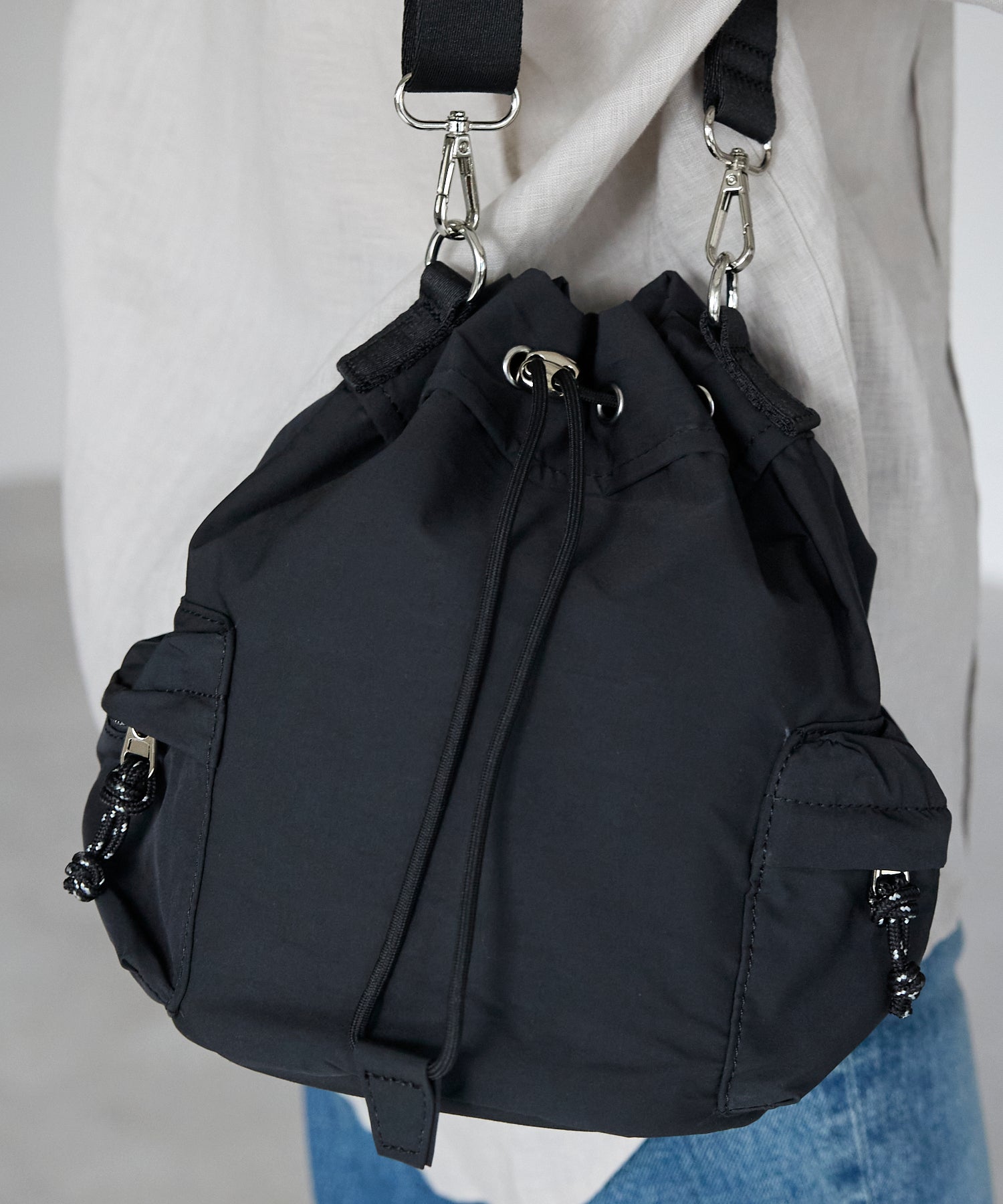 グッシオ GUSCIO アウトポケットショルダーバッグ （BLACK） BLACK