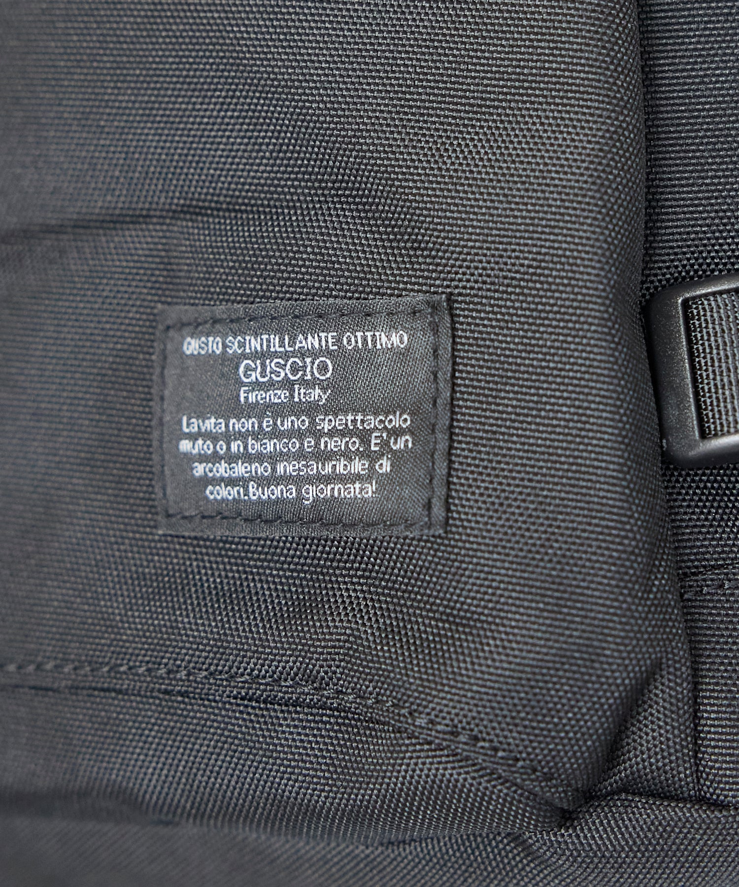 グッシオ GUSCIO ナイロンバックパック （BLACK） BLACK