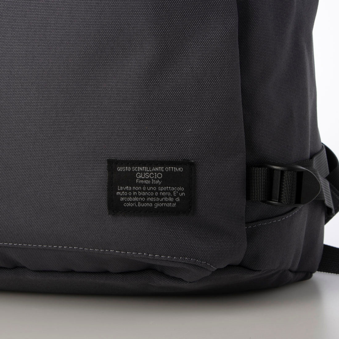 グッシオ GUSCIO ナイロンバックパック （BLACK） BLACK