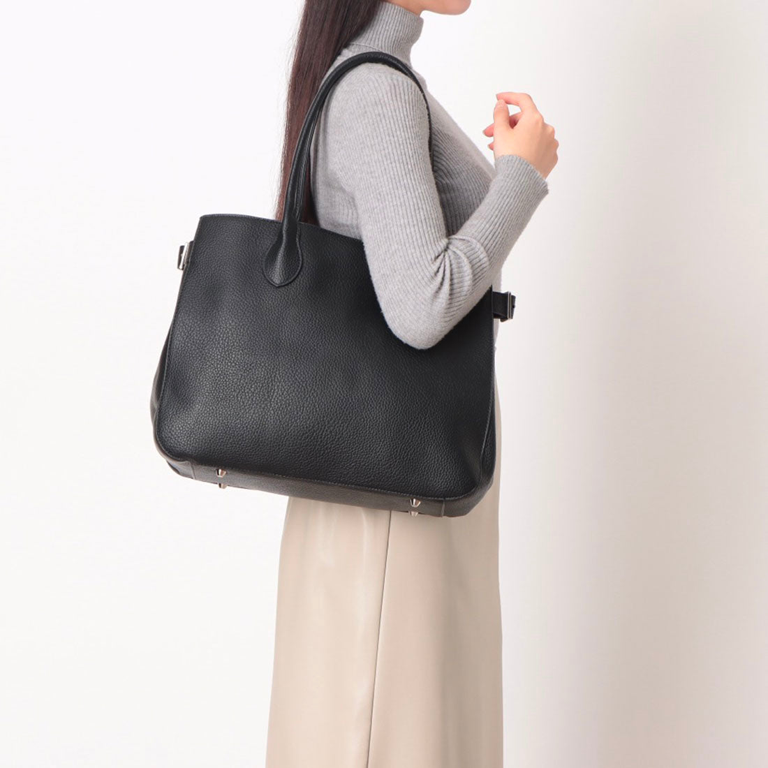グッシオ GUSCIO サイドベルトトートバッグ （BEIGE） BEIGE