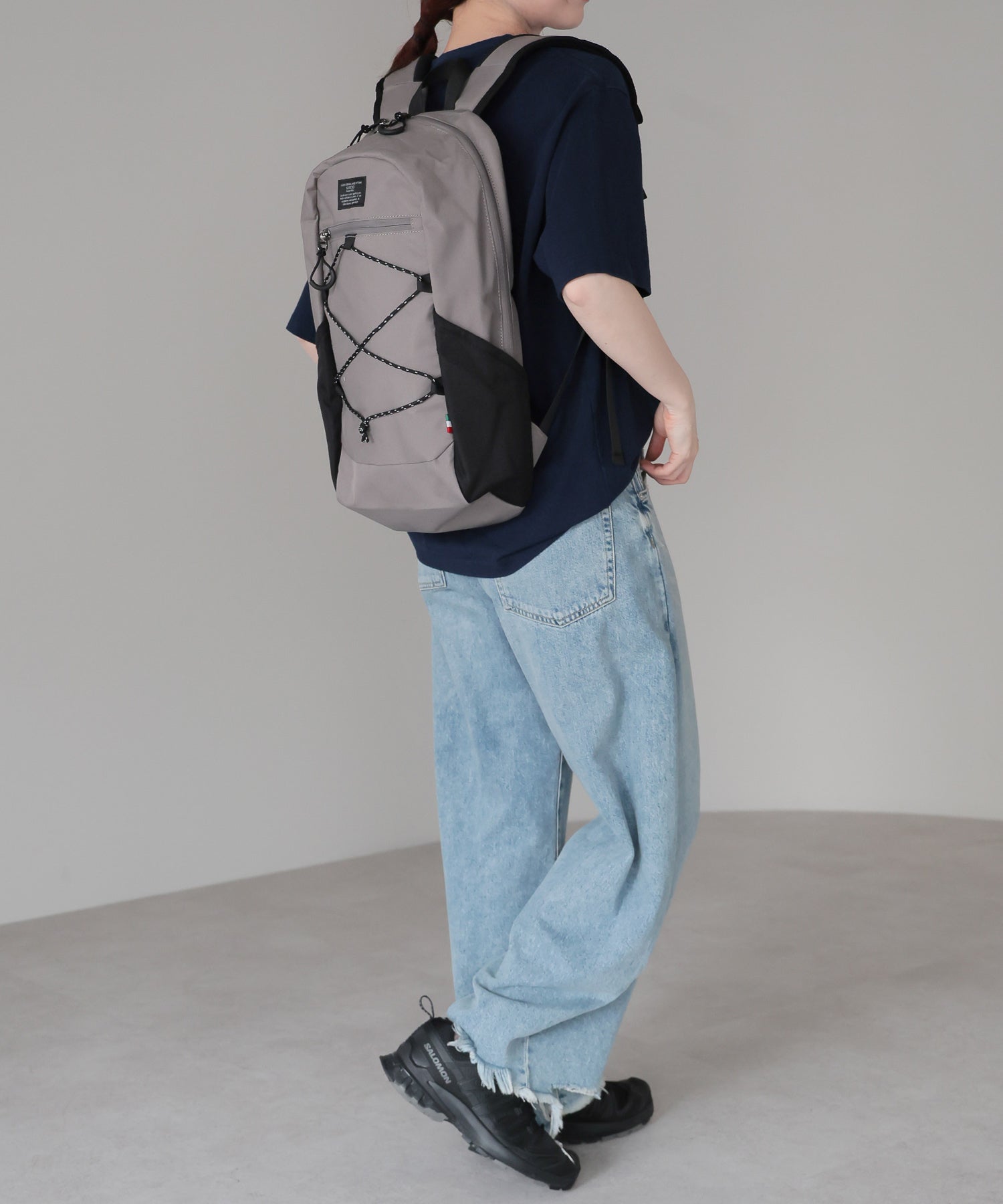 グッシオ GUSCIO 軽量スリムナイロンリュック （GRAY） GRAY