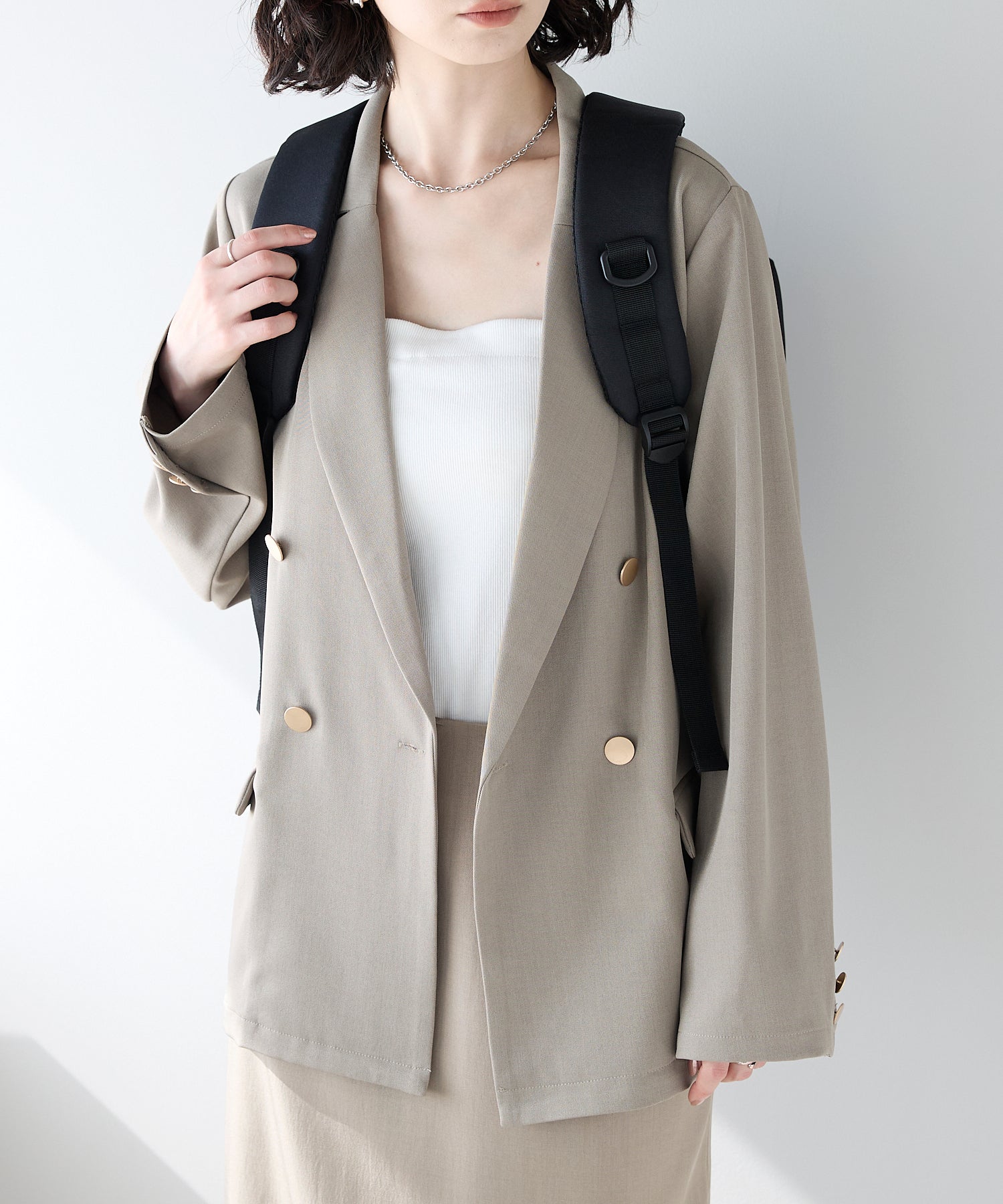 グッシオ GUSCIO スクエア型ビジネスリュック （BLACK） BLACK