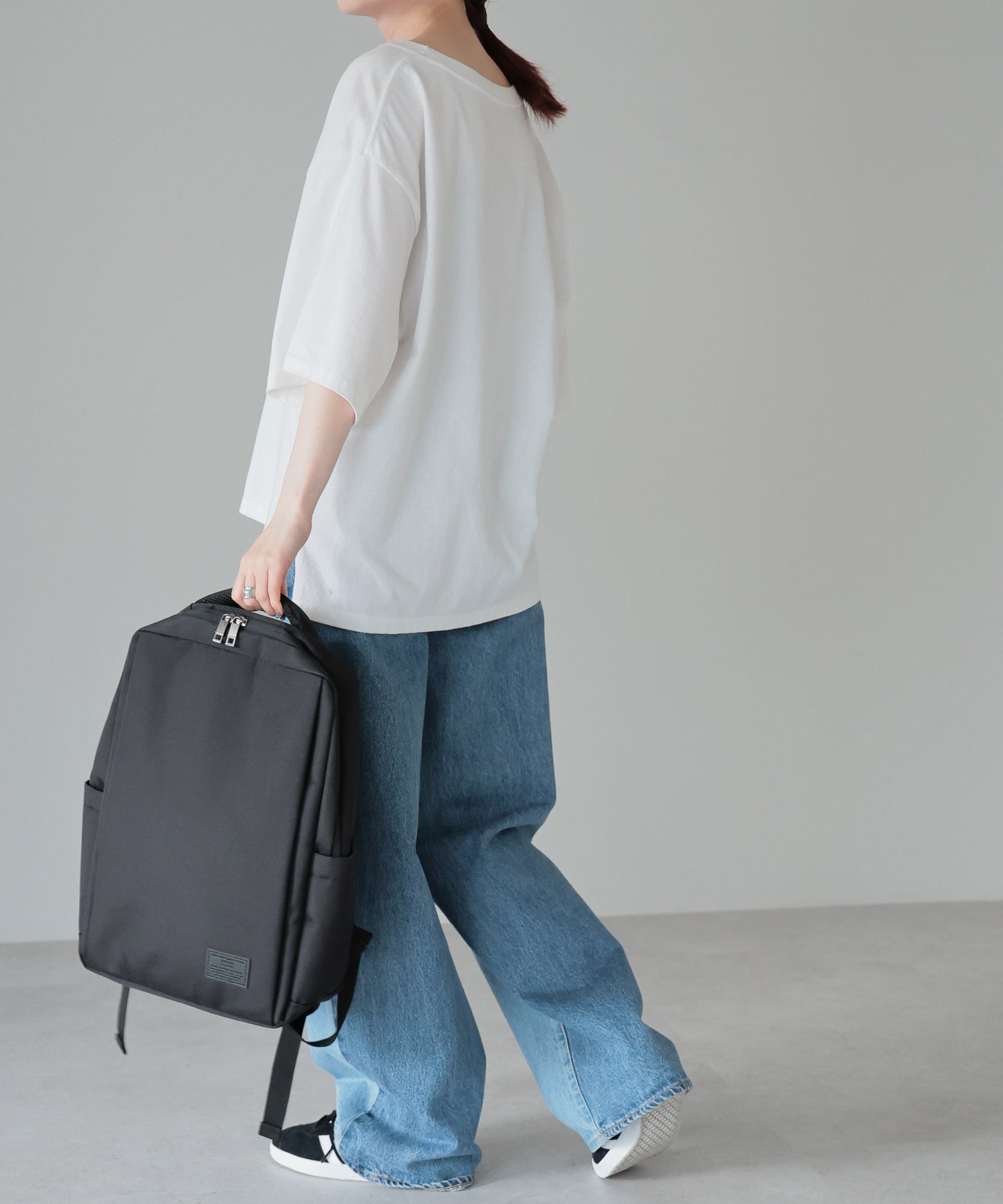 グッシオ GUSCIO スクエア型ビジネスリュック （BLACK） BLACK