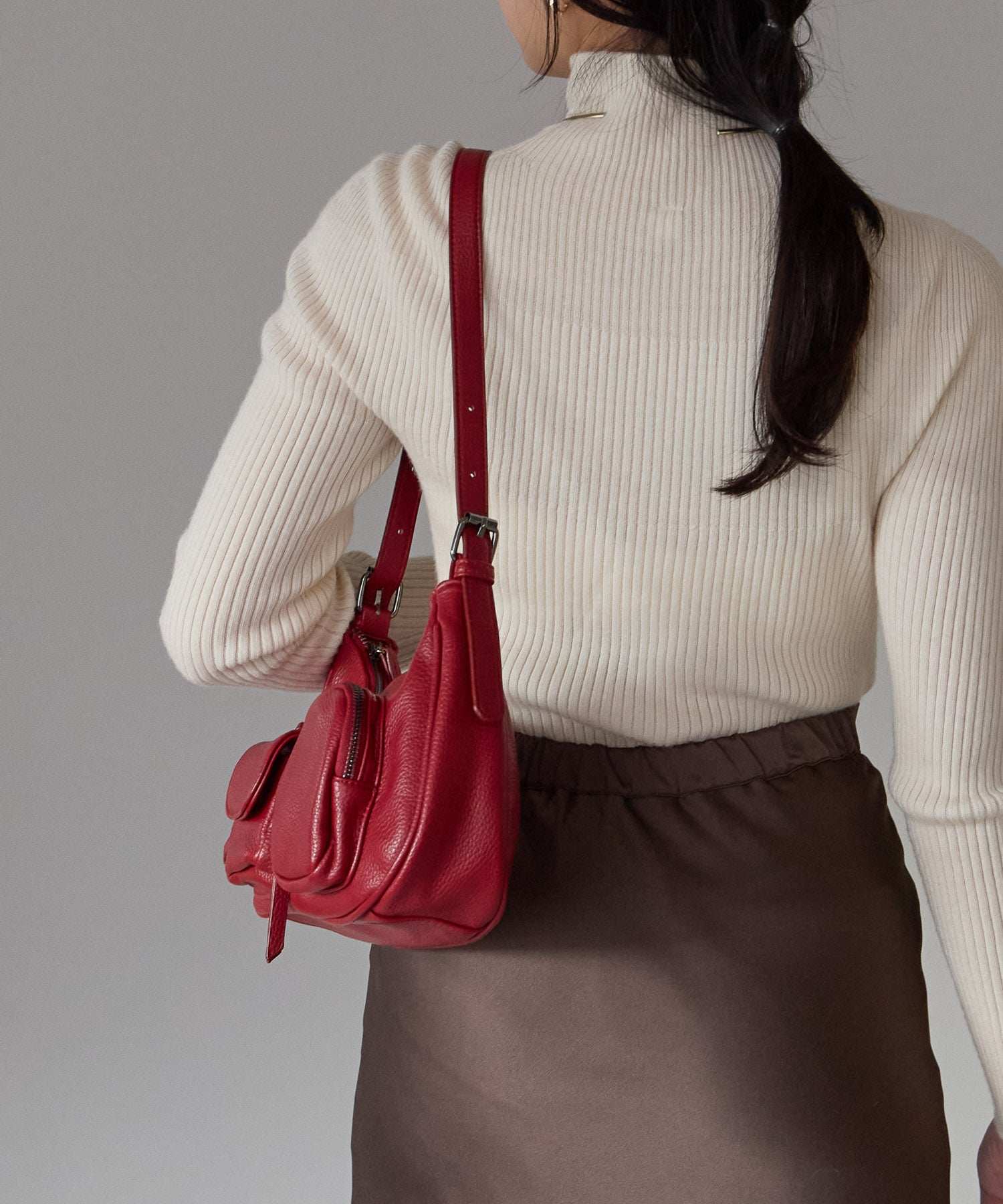 グッシオ GUSCIO アウトポケットショルダーバッグ （RED） RED