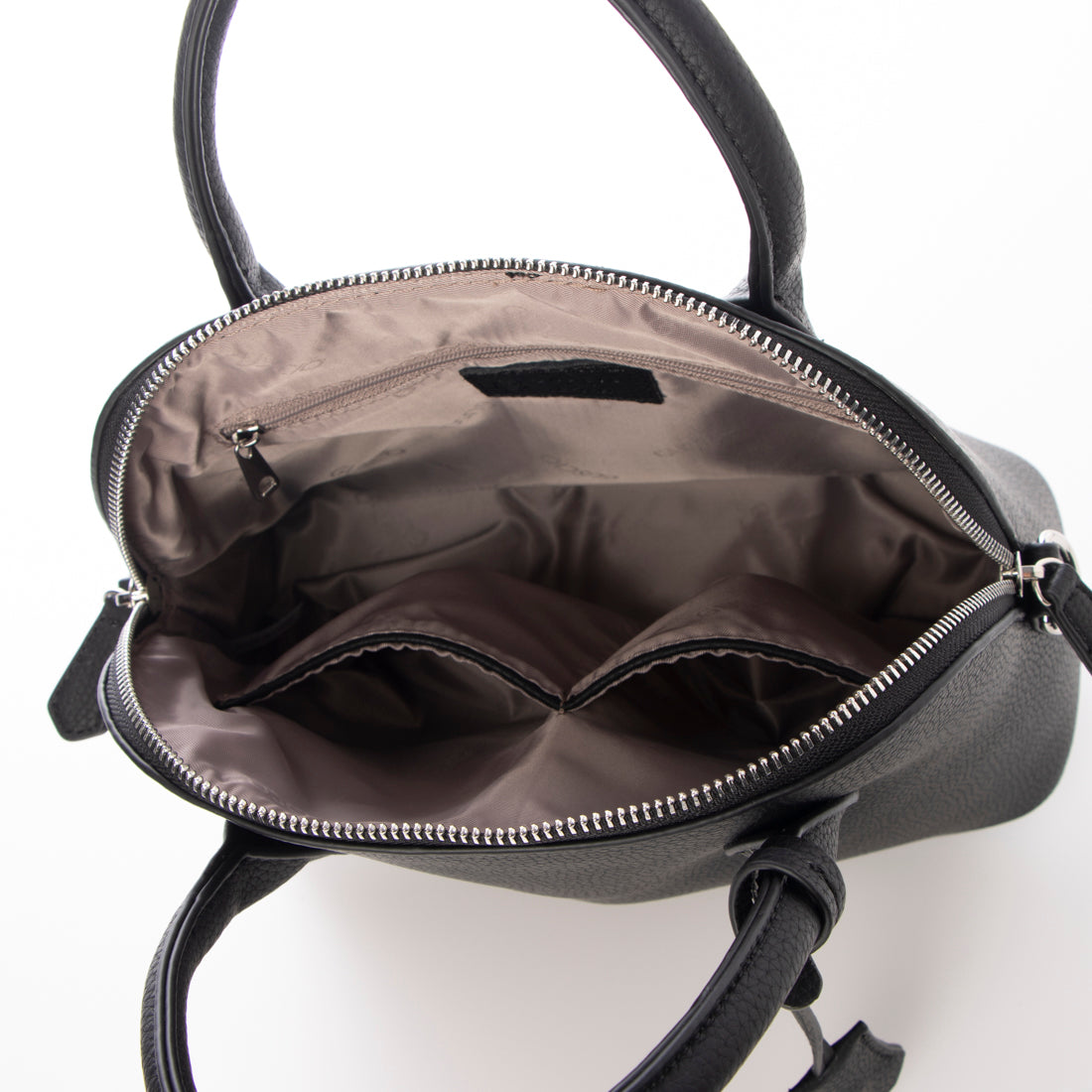 グッシオ GUSCIO 牛革ラウンドミニボストン （BLACK） BLACK