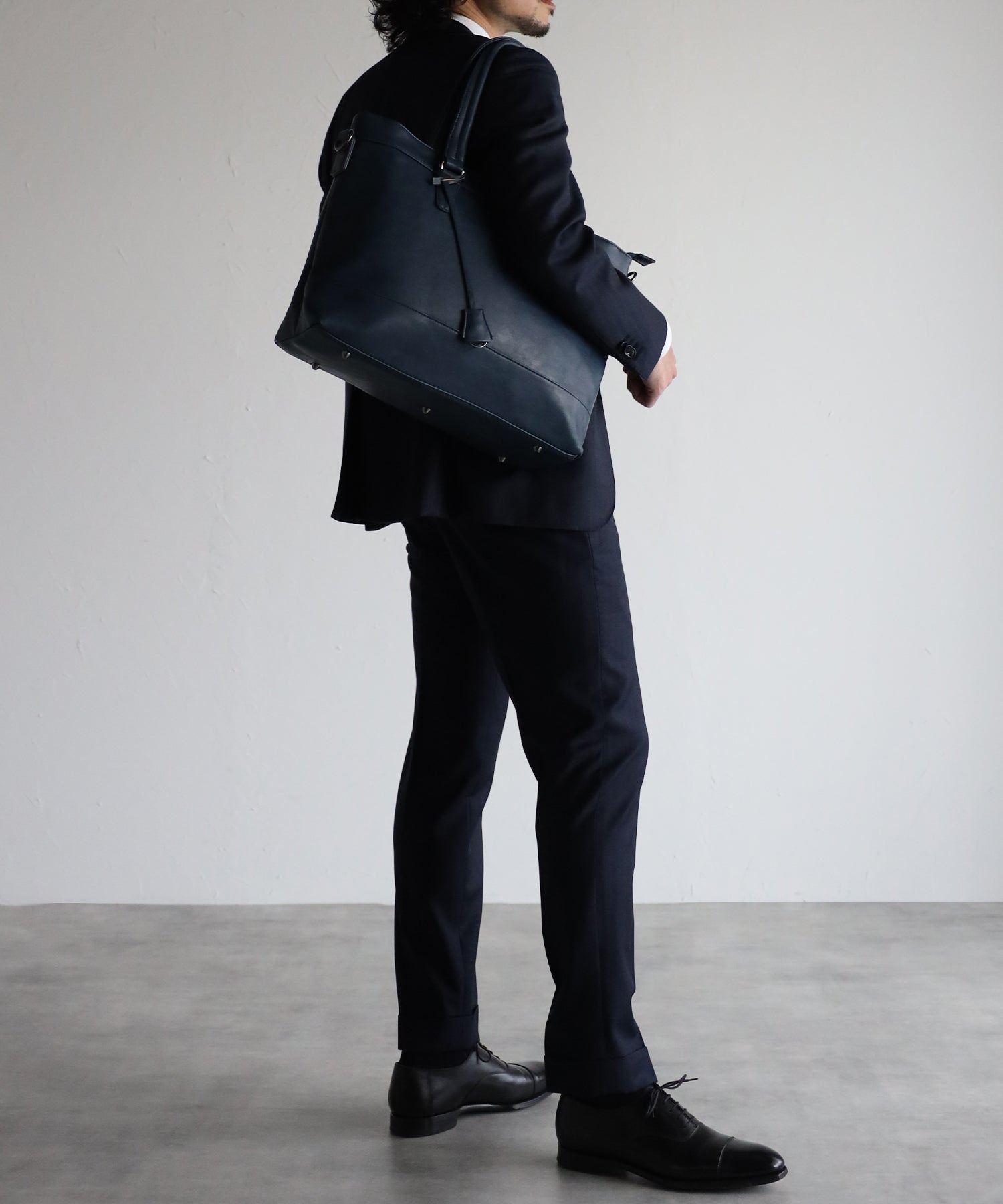 グッシオ ウォーモ GUSCIO UOMO レザータッチ ビジネストートバッグ 自立タイプ 大きめサイズ （INK BLUE） INK BLUE