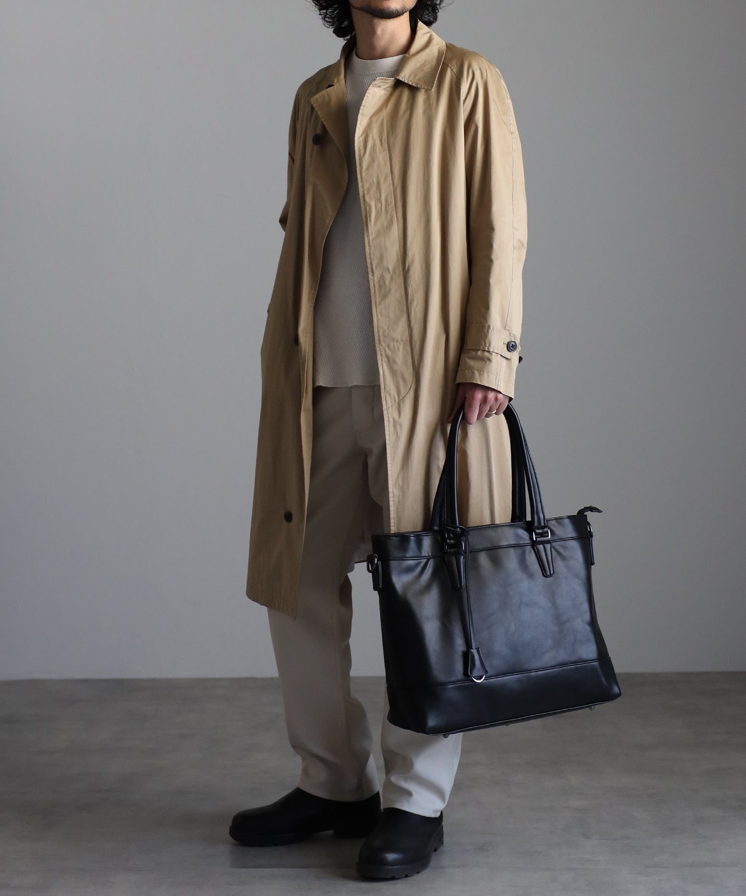 グッシオ ウォーモ GUSCIO UOMO レザータッチ ビジネストートバッグ 自立タイプ 大きめサイズ （BLACK） BLACK