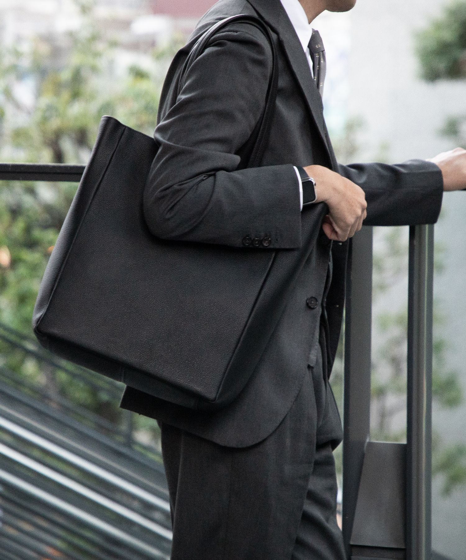 ギオネ GUIONNET ギオネ GUIONNET DRYGRAIN TOTE ドライグレイントート PG-015 トートバッグ ビジネス （BLACK/ブラック） BLACK/ブラック