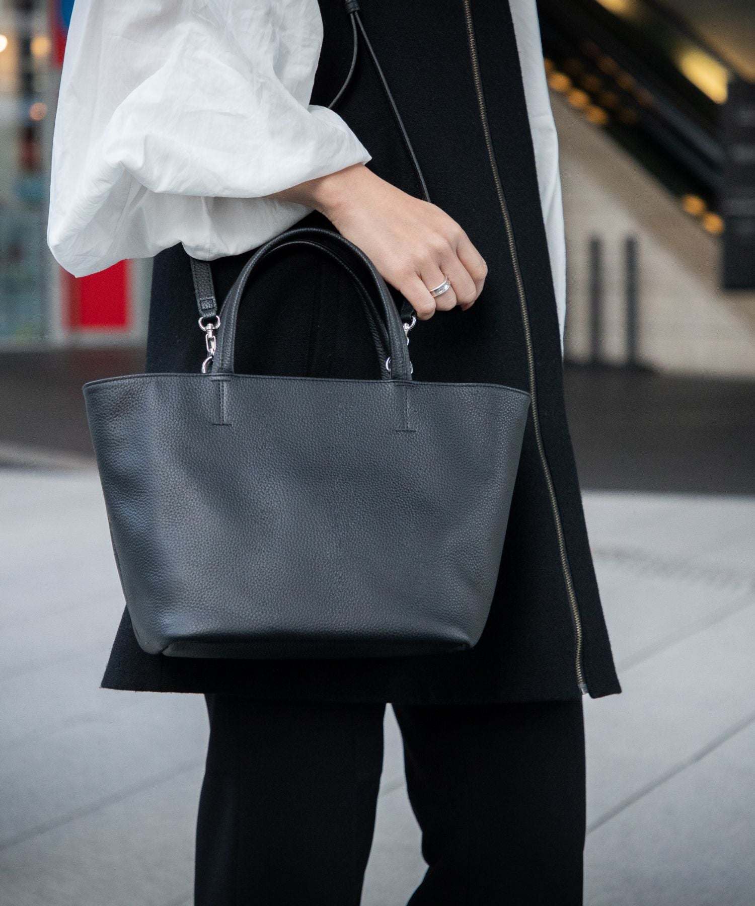 ギオネ GUIONNET ギオネ GUIONNET DRYGRAIN TOTE MINI ドライグレイントート ミニ PG-016 トートバッグ ショルダーバッグ 2WAY ユニセックス バッグ ブラック （BLACK/ブラック） BLACK/ブラック