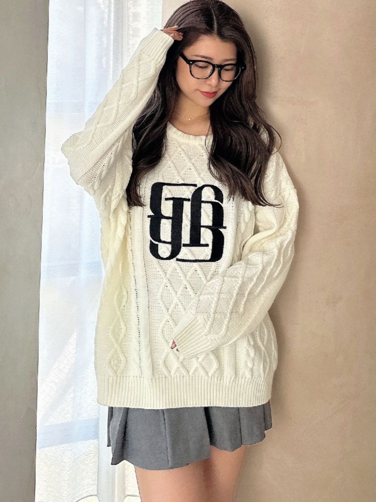 ジェイダ GYDA BIG GYGYロゴ刺繍ケーブルニットトップス （オフホワイト） オフホワイト