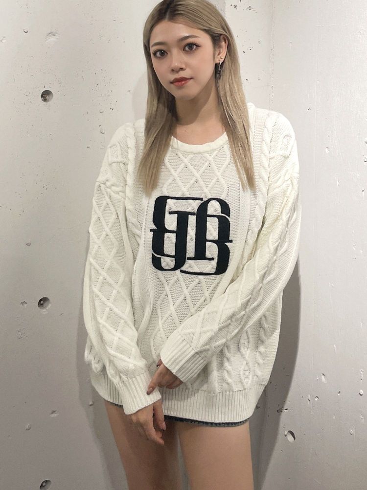 ジェイダ GYDA BIG GYGYロゴ刺繍ケーブルニットトップス （オフホワイト） オフホワイト