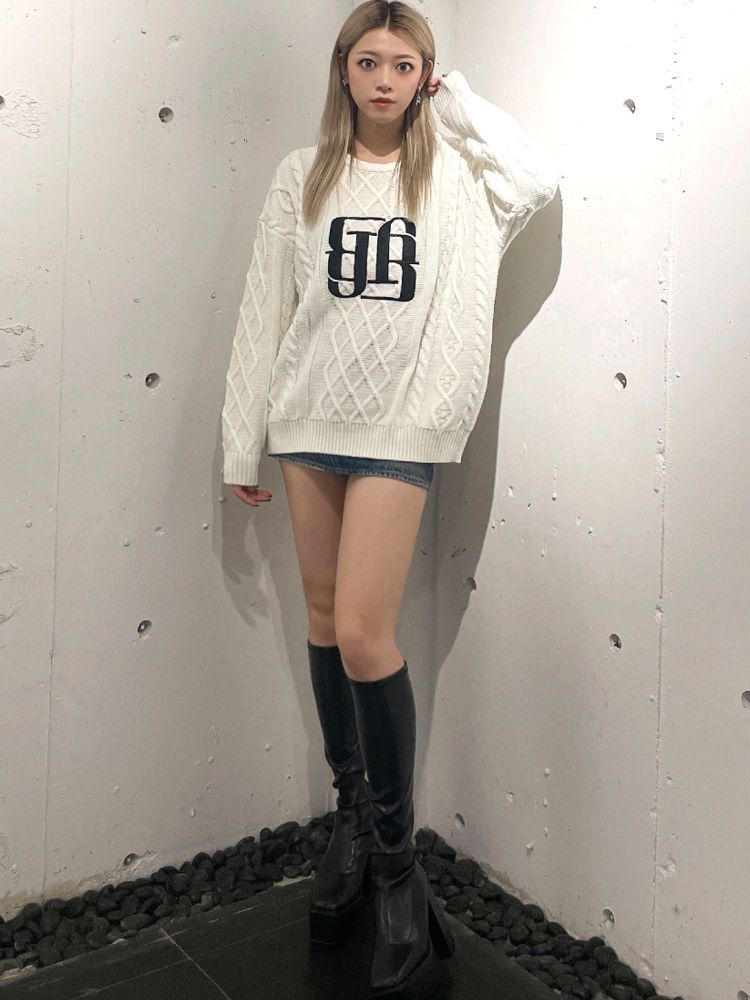 ジェイダ GYDA BIG GYGYロゴ刺繍ケーブルニットトップス （オフホワイト） オフホワイト
