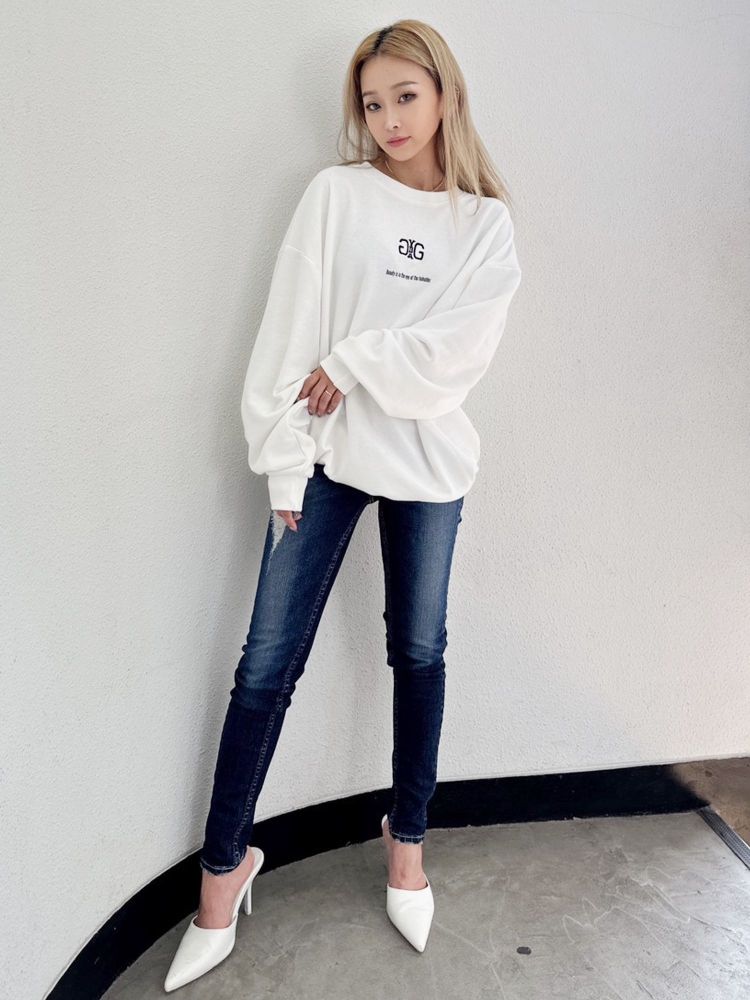 ジェイダ GYDA Symmetry GYDA スウェットTOPS （ブラック） ブラック
