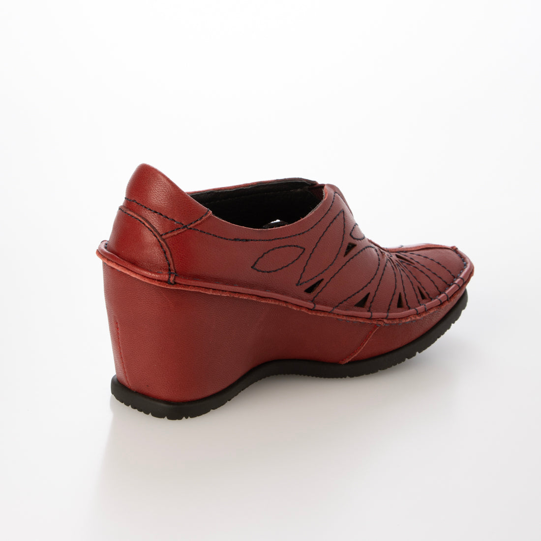 ヒナ デイ グリーン Hina Day Green 本革フラワーステッチウェッジソールパンプス （レッド） レッド