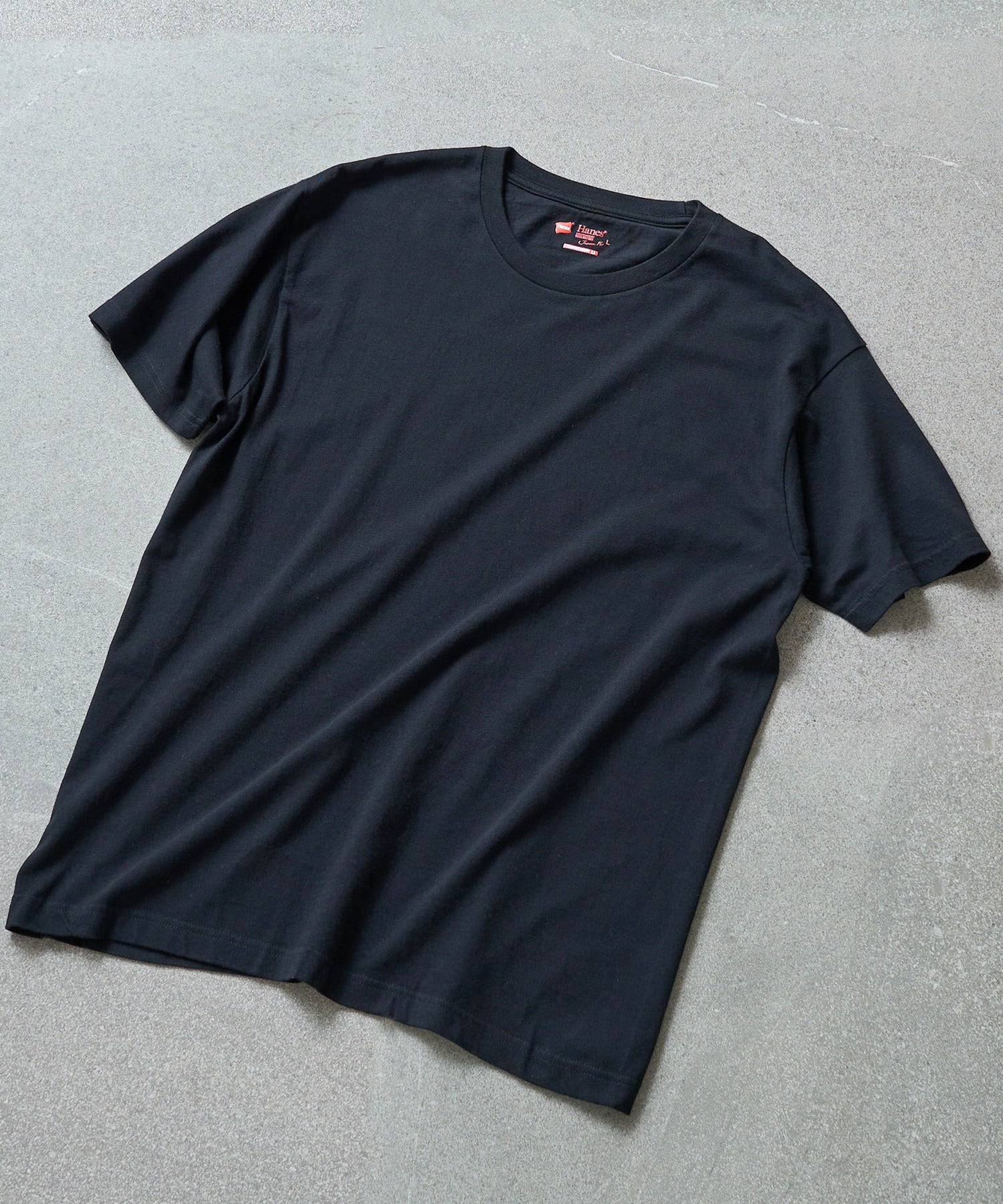 ヘインズ Hanes 日本人規格に落とし込んだ着心地抜群のパックTシャツ！黒と白の2色セット！【Hanes】5.3oz 2P Japan Fit クルーネックTシャツ H5320 （マルチ） マルチ