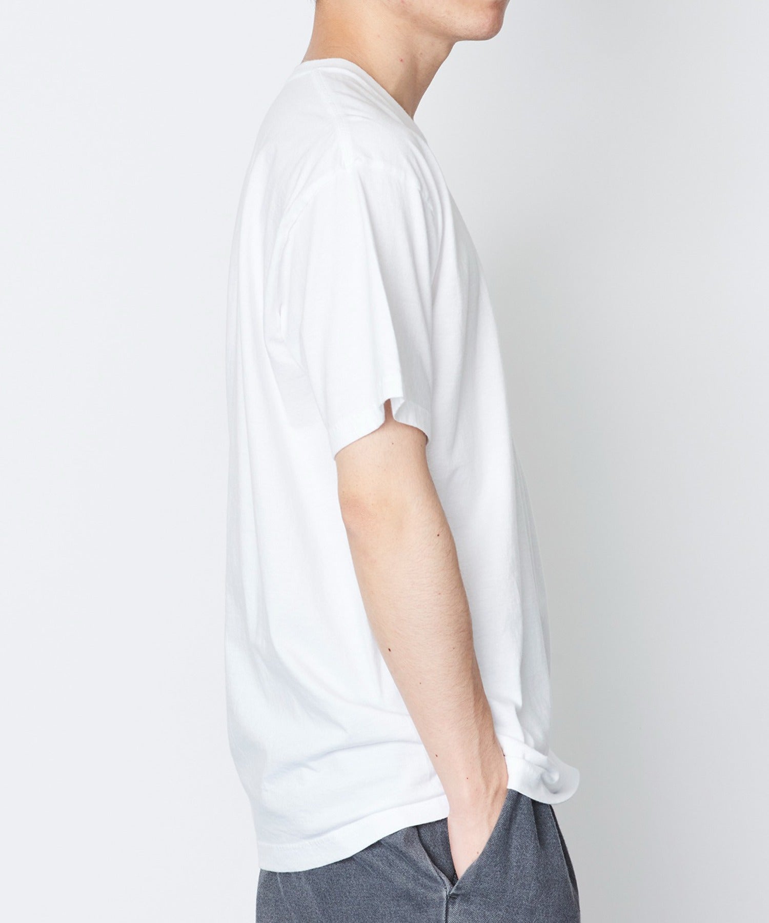 ヘインズ Hanes 日本人規格に落とし込んだ着心地抜群のパックTシャツ！黒と白の2色セット！【Hanes】5.3oz 2P Japan Fit クルーネックTシャツ H5320 （マルチ） マルチ