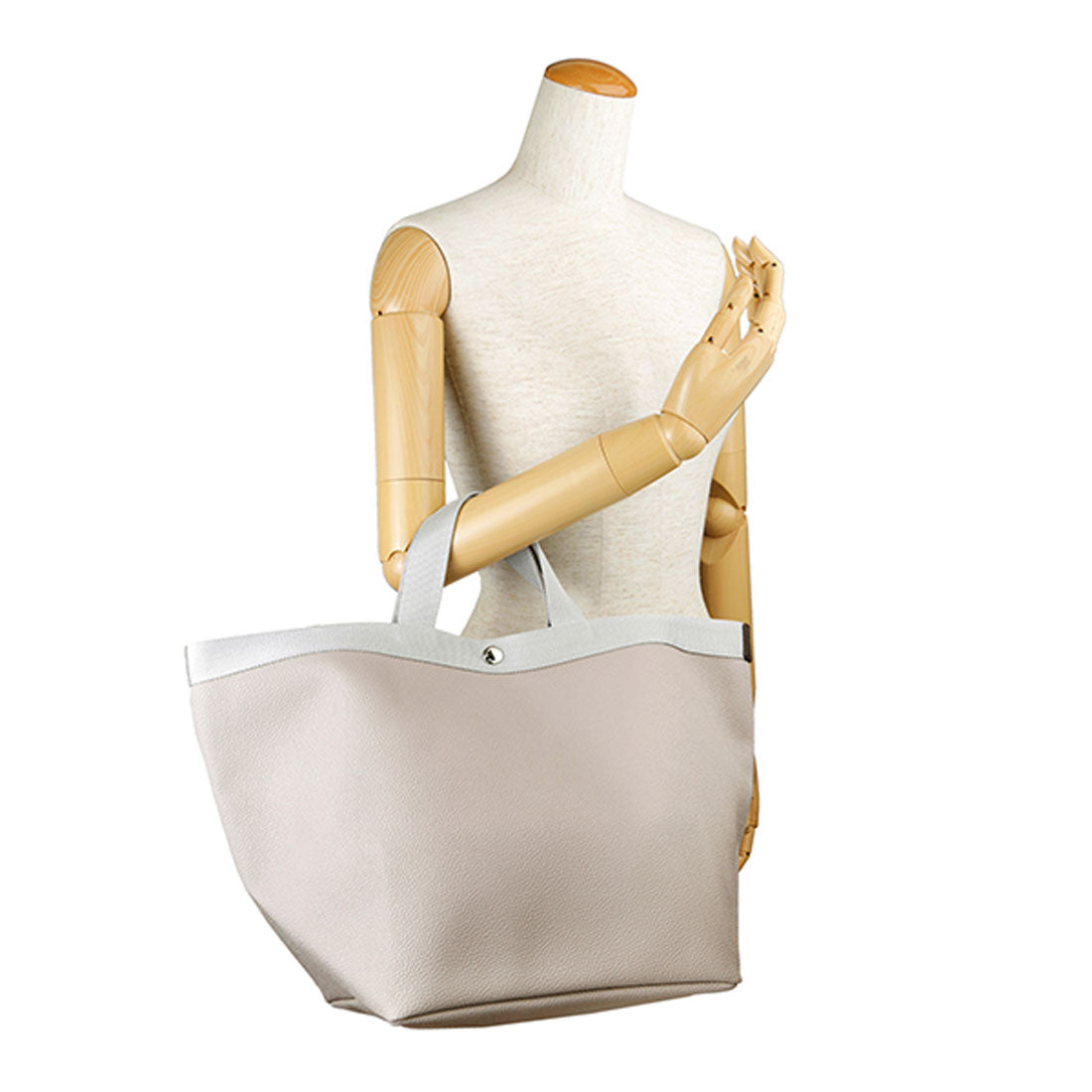 Herve Chapelier Tote Bag Pebbled Grain Coated Canvas Luxe Boat Type Tote L 725GP 6381 MASTIC/ARGENT