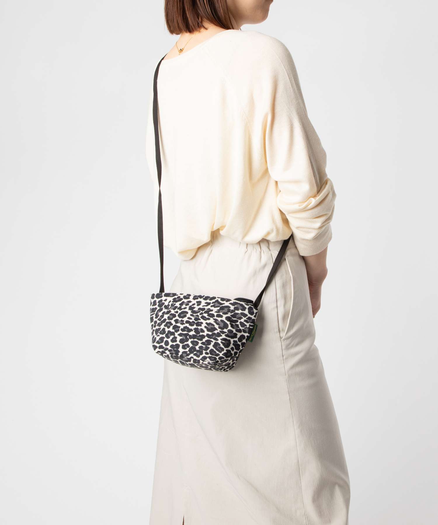 エルベシャプリエ Herve Chapelier エルベシャプリエ Herve Chapelier Mini tote square bottom ナイロン舟型ショルダーバッグ XSサイズ 1927F ショルダーバッグ レディース バッグ （PANTHERE TAUPE-NOIR/F1209） PANTHERE TAUPE-NOIR/F1209