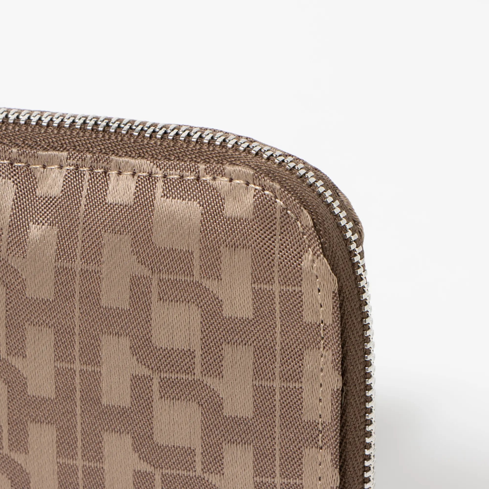 H.L. Jacquard coin purse