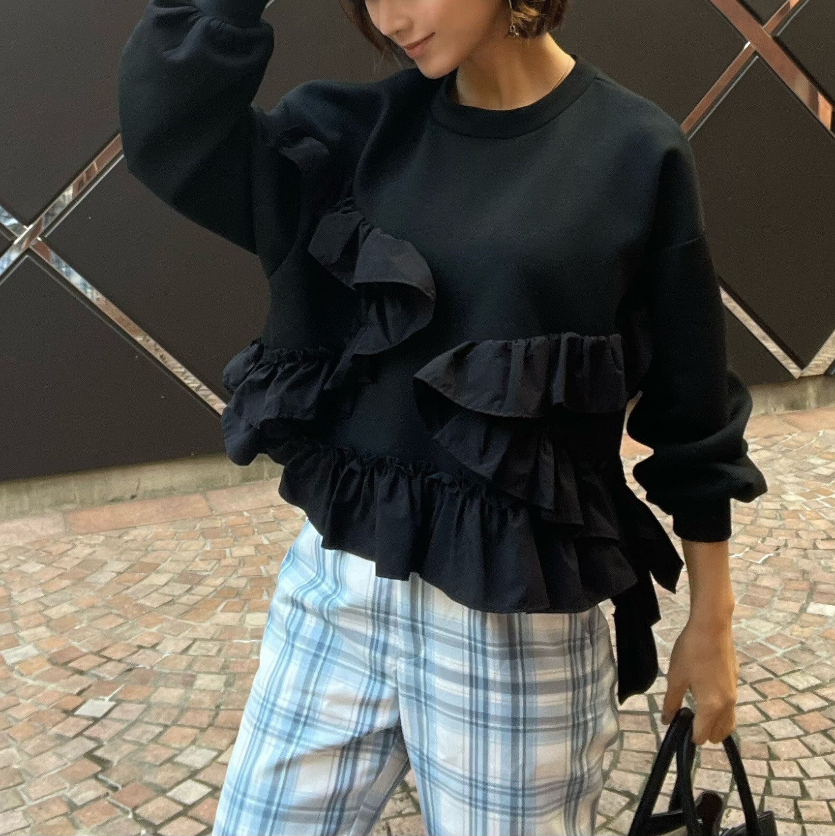 ヒューマンセカンドオケージョン Human 2nd Occasion スポリバ異素材フリル配色プルオーバー （ブラック） ブラック