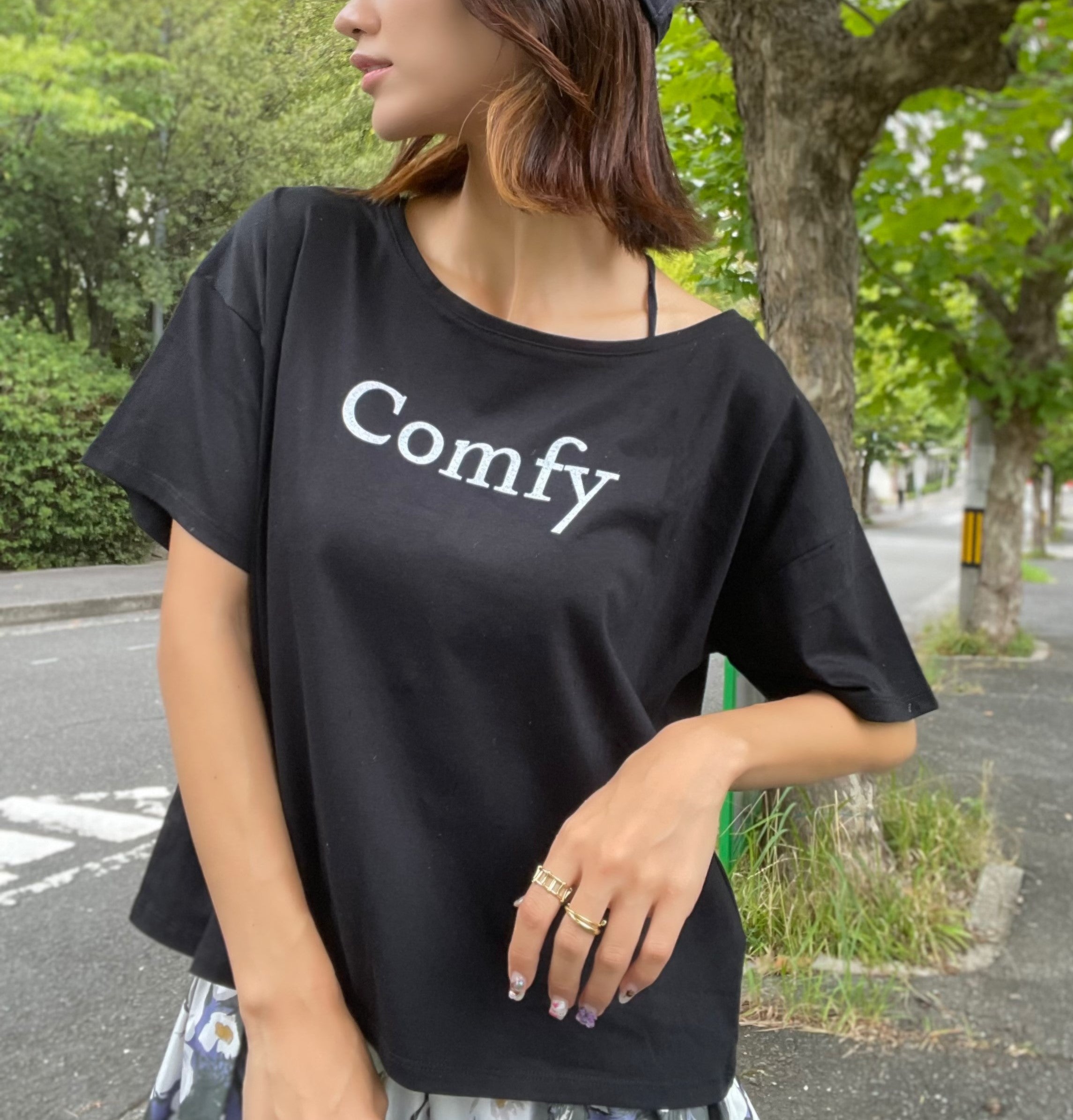 ヒューマンセカンドオケージョン Human 2nd Occasion ドロップショルダーロゴTシャツ （ブラック） ブラック