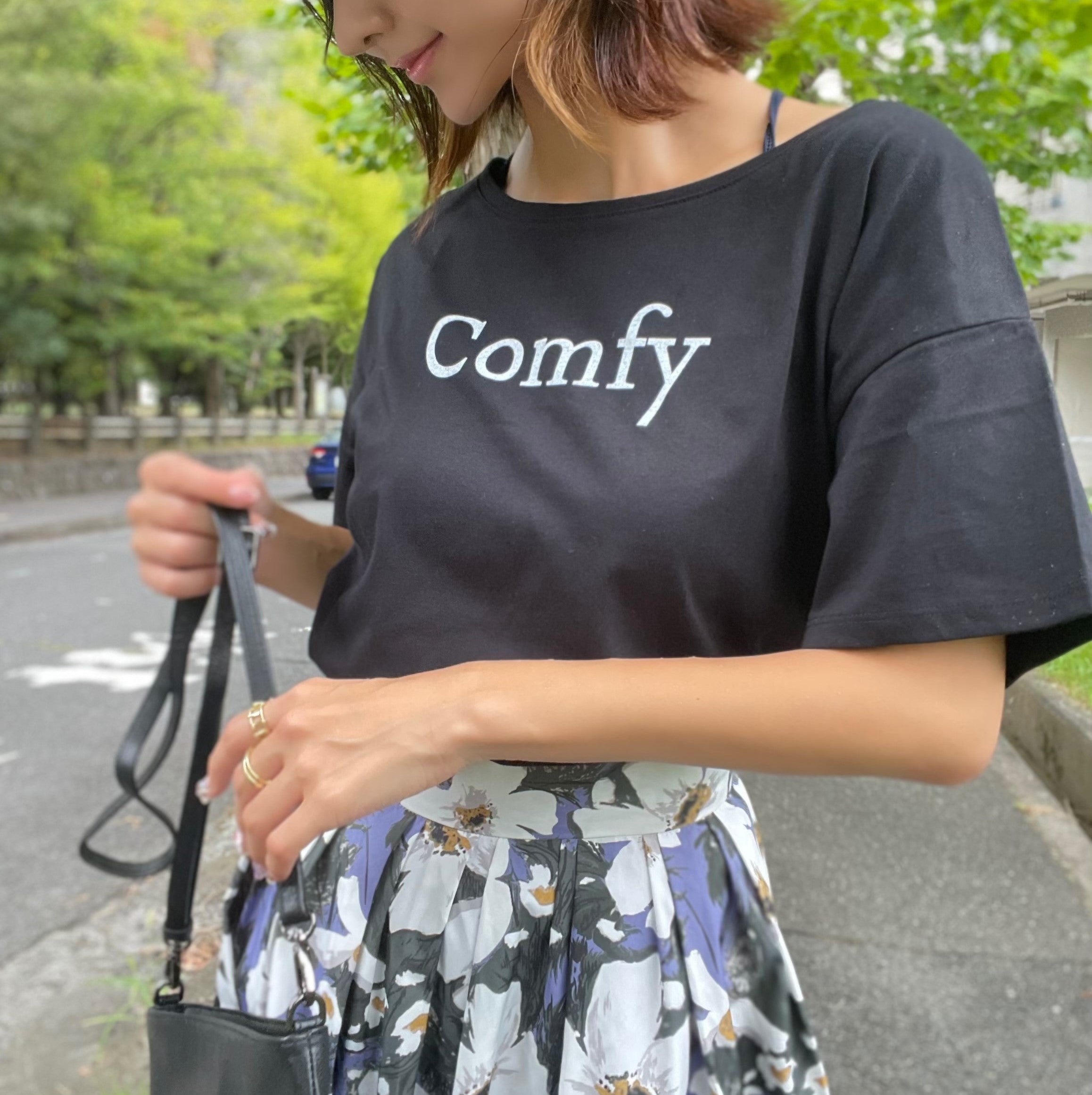 ヒューマンセカンドオケージョン Human 2nd Occasion ドロップショルダーロゴTシャツ （ブラック） ブラック