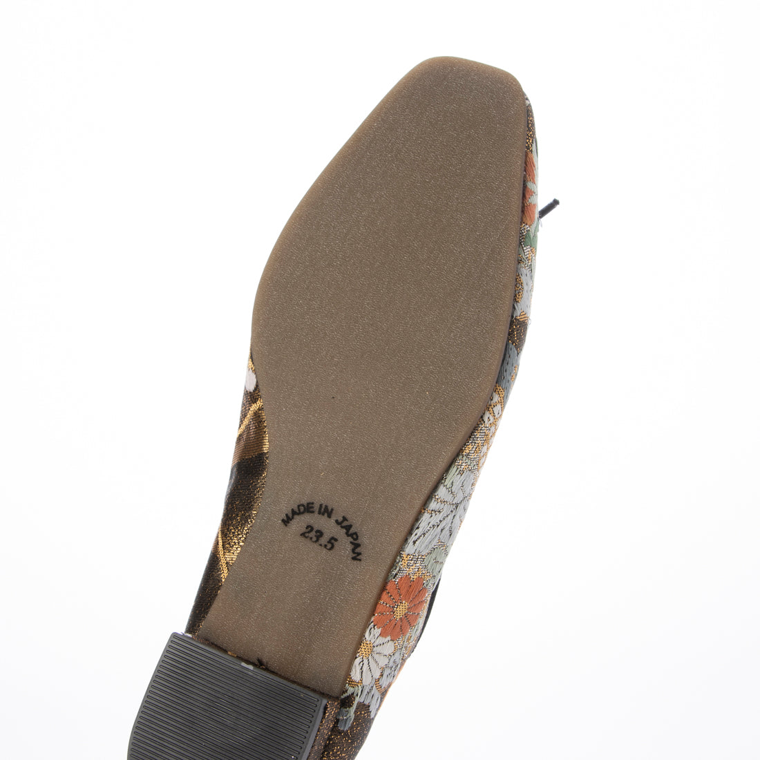 Hakimono - Footwear 【Made in Japan】【Online Exclusive】【Footwear】【Patent Obtained Manufacturing Method】Flat shoes made from Nishijin-ori and kimono materials.