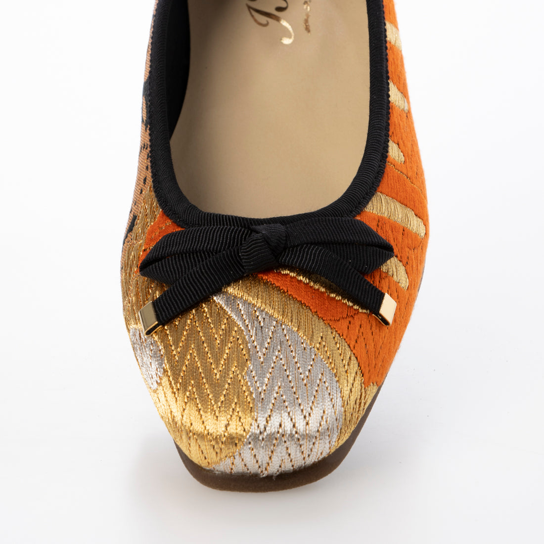 Hakimono - Footwear 【Made in Japan】【Footwear】 Unique one-of-a-kind flat shoes made from Nishijin-ori and kimono materials HAZUMI100