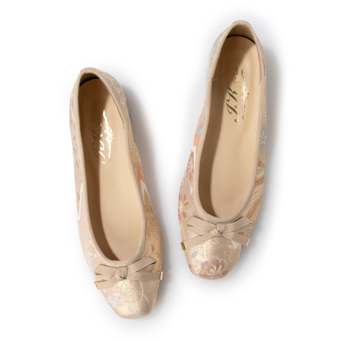 Hakimono - Footwear 【Made in Japan】【Footwear】 Unique one-of-a-kind flat shoes made from Nishijin-ori and kimono materials HAZUMI100