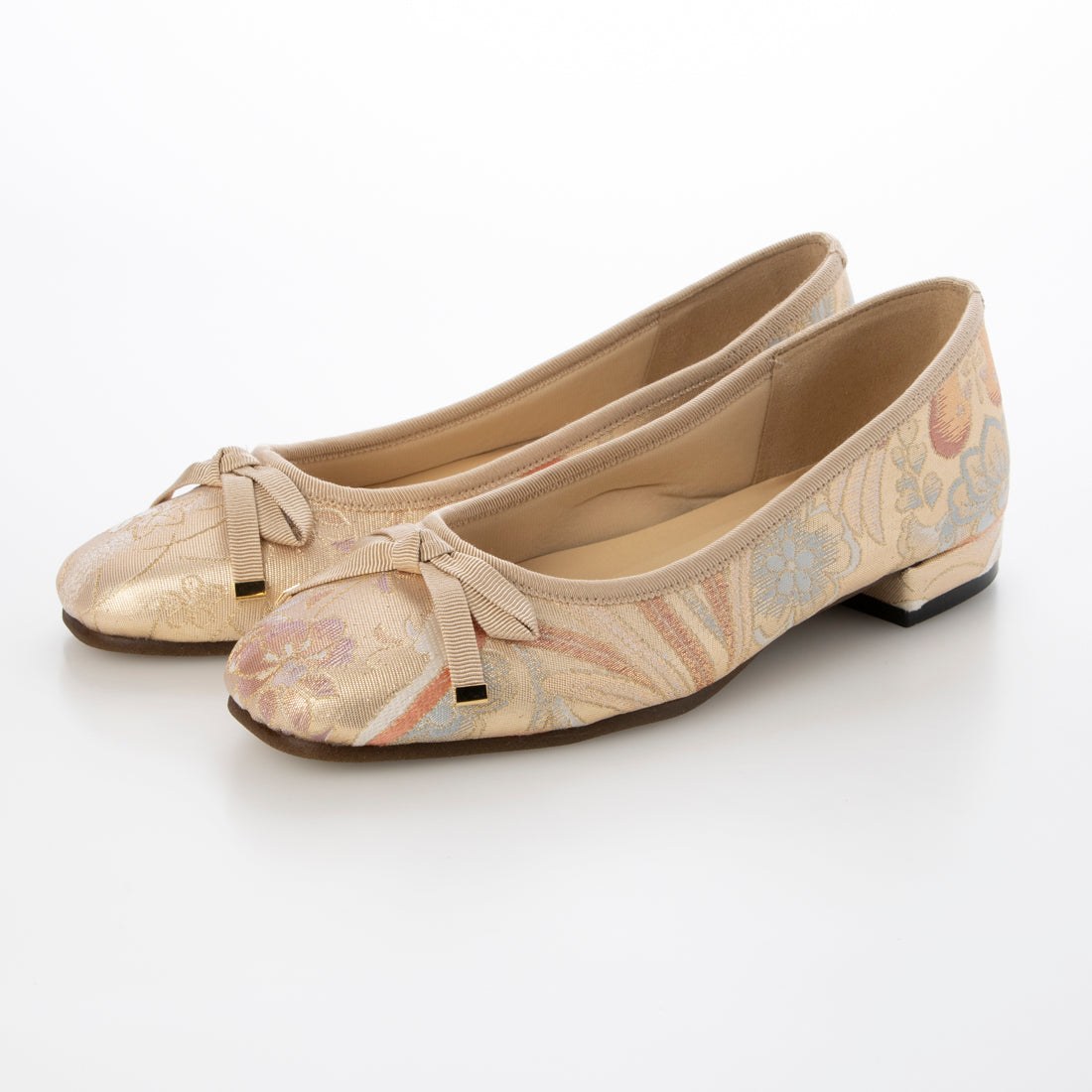 Hakimono - Footwear 【Made in Japan】【Footwear】 Unique one-of-a-kind flat shoes made from Nishijin-ori and kimono materials HAZUMI100