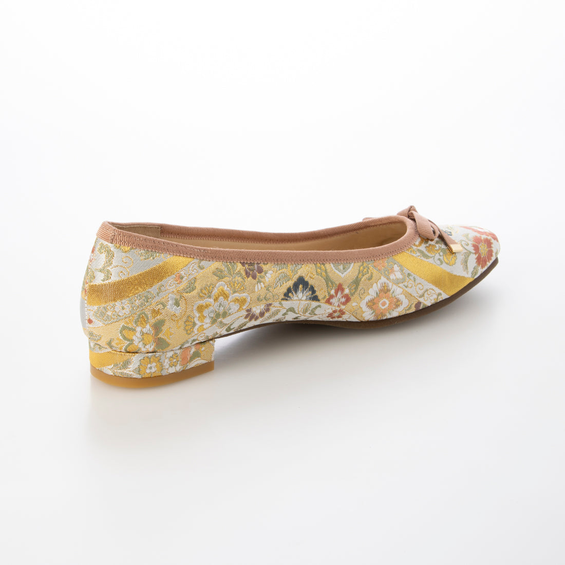 Hakimono - Footwear 【Made in Japan】【Footwear】 Unique one-of-a-kind flat shoes made from Nishijin-ori and kimono materials HAZUMI100