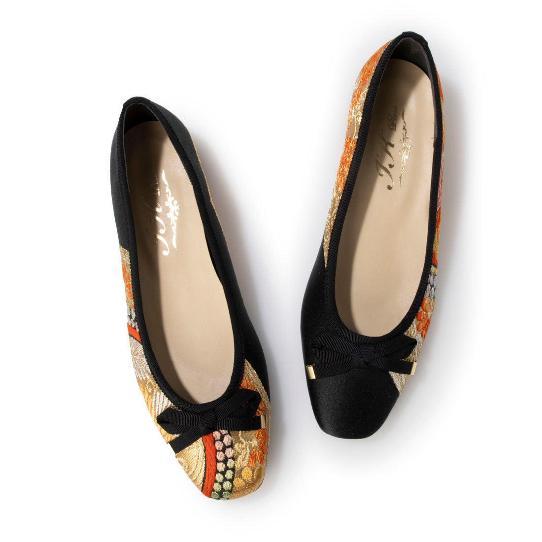 Hakimono - Footwear 【Made in Japan】【Footwear】 Unique one-of-a-kind flat shoes made from Nishijin-ori and kimono materials HAZUMI100