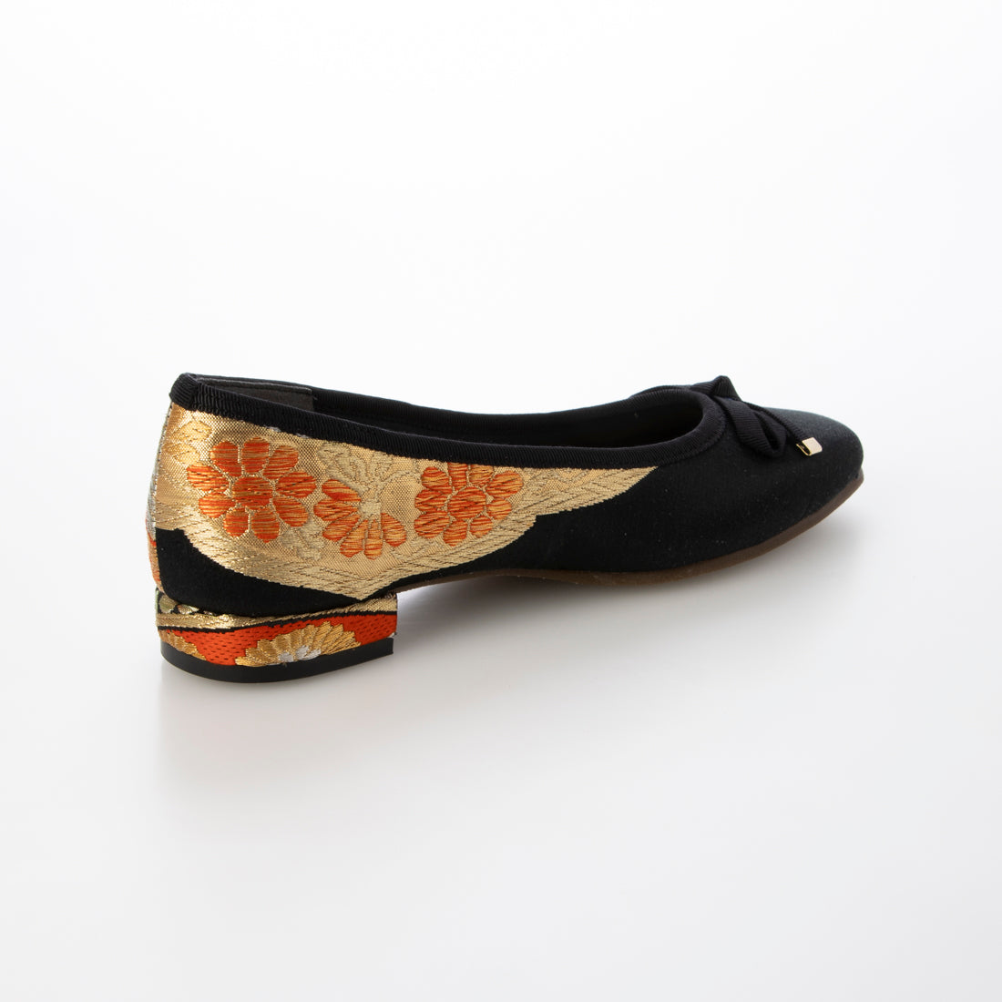 Hakimono - Footwear 【Made in Japan】【Footwear】 Unique one-of-a-kind flat shoes made from Nishijin-ori and kimono materials HAZUMI100