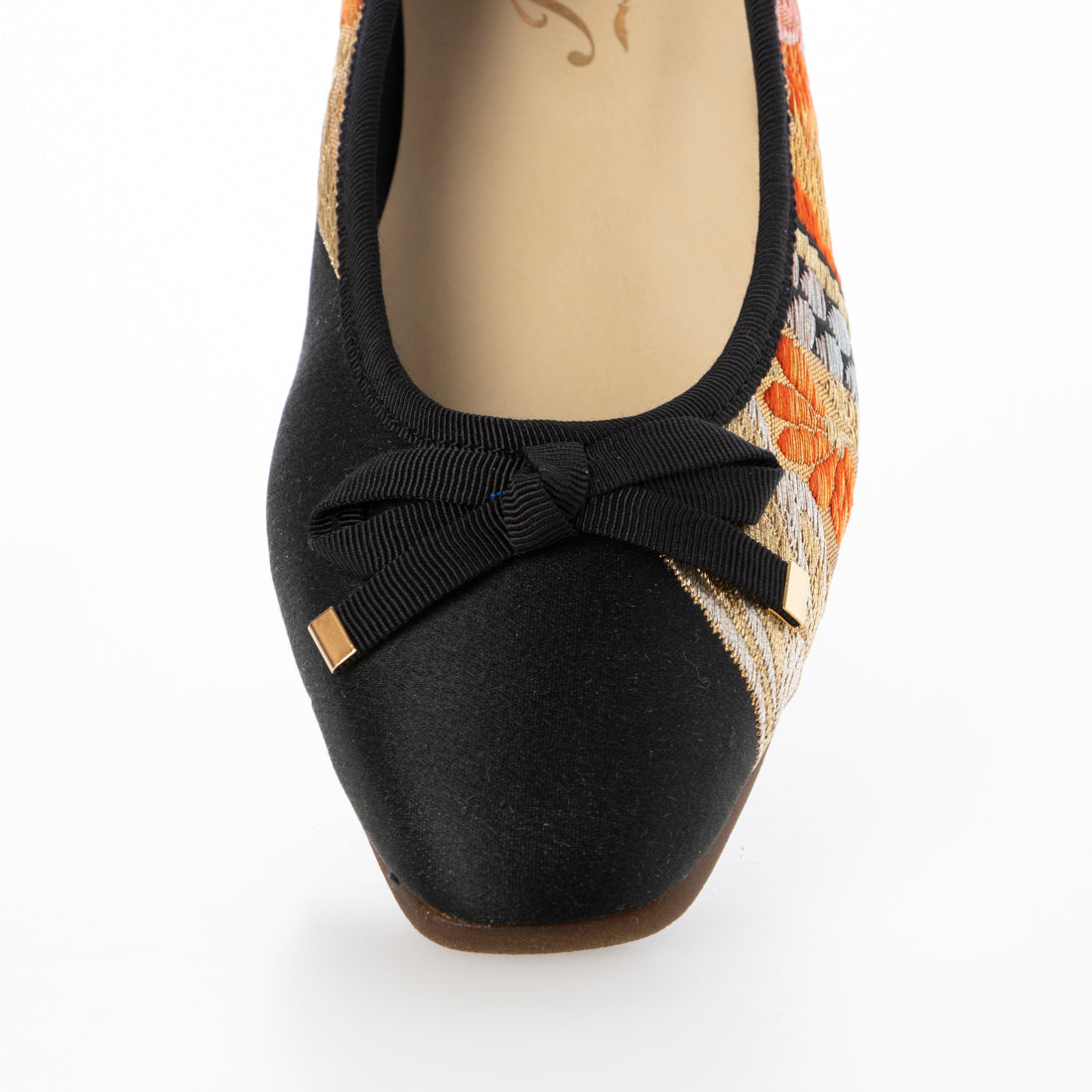 Hakimono - Footwear 【Made in Japan】【Footwear】 Unique one-of-a-kind flat shoes made from Nishijin-ori and kimono materials HAZUMI100