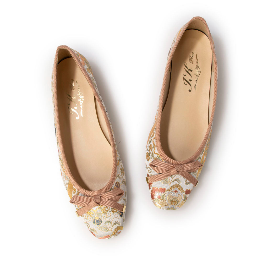 Hakimono - Footwear 【Made in Japan】【Footwear】 Unique one-of-a-kind flat shoes made from Nishijin-ori and kimono materials HAZUMI100