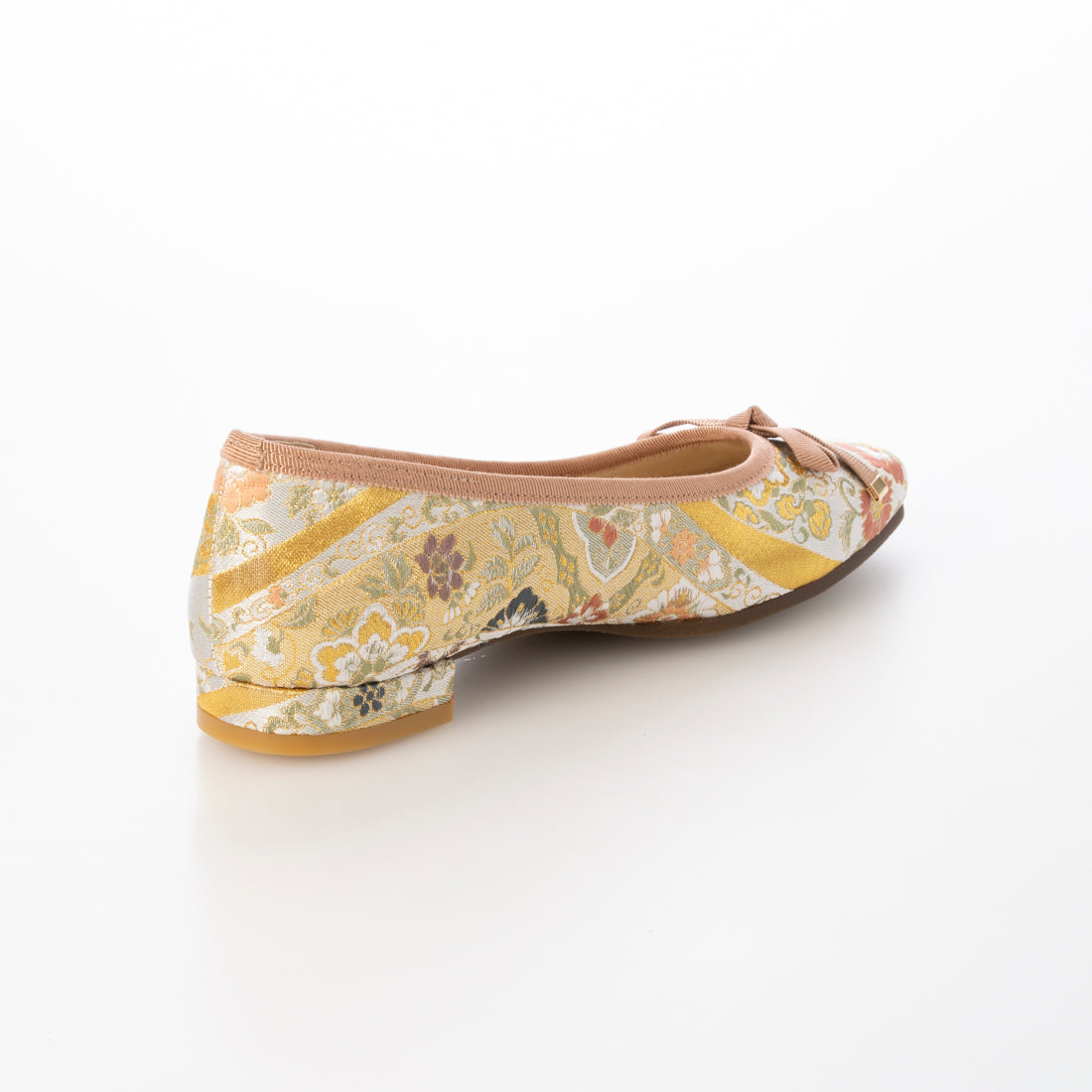 Hakimono - Footwear 【Made in Japan】【Footwear】 Unique one-of-a-kind flat shoes made from Nishijin-ori and kimono materials HAZUMI100