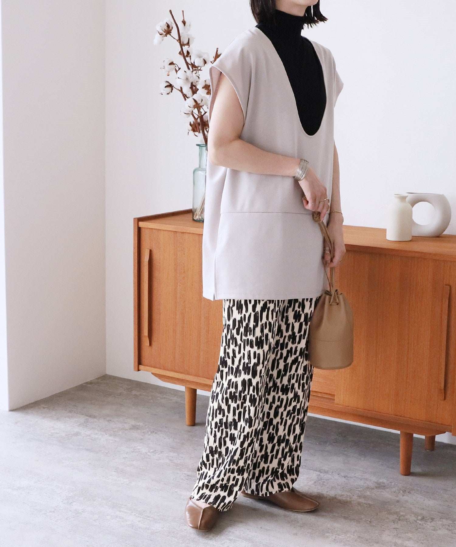 Reca animal print pleated pants