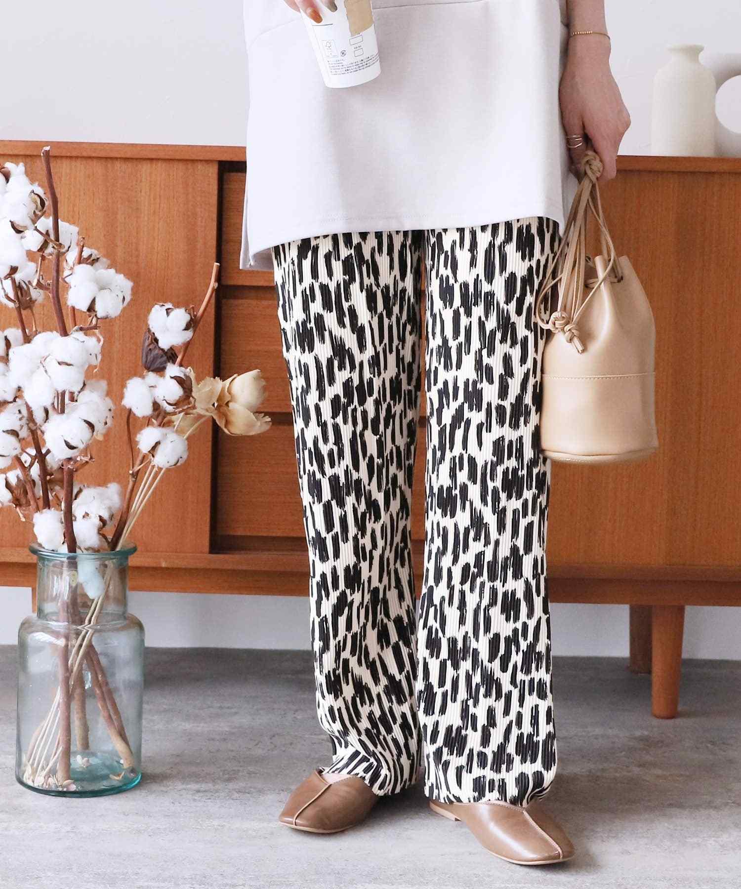 Reca animal print pleated pants
