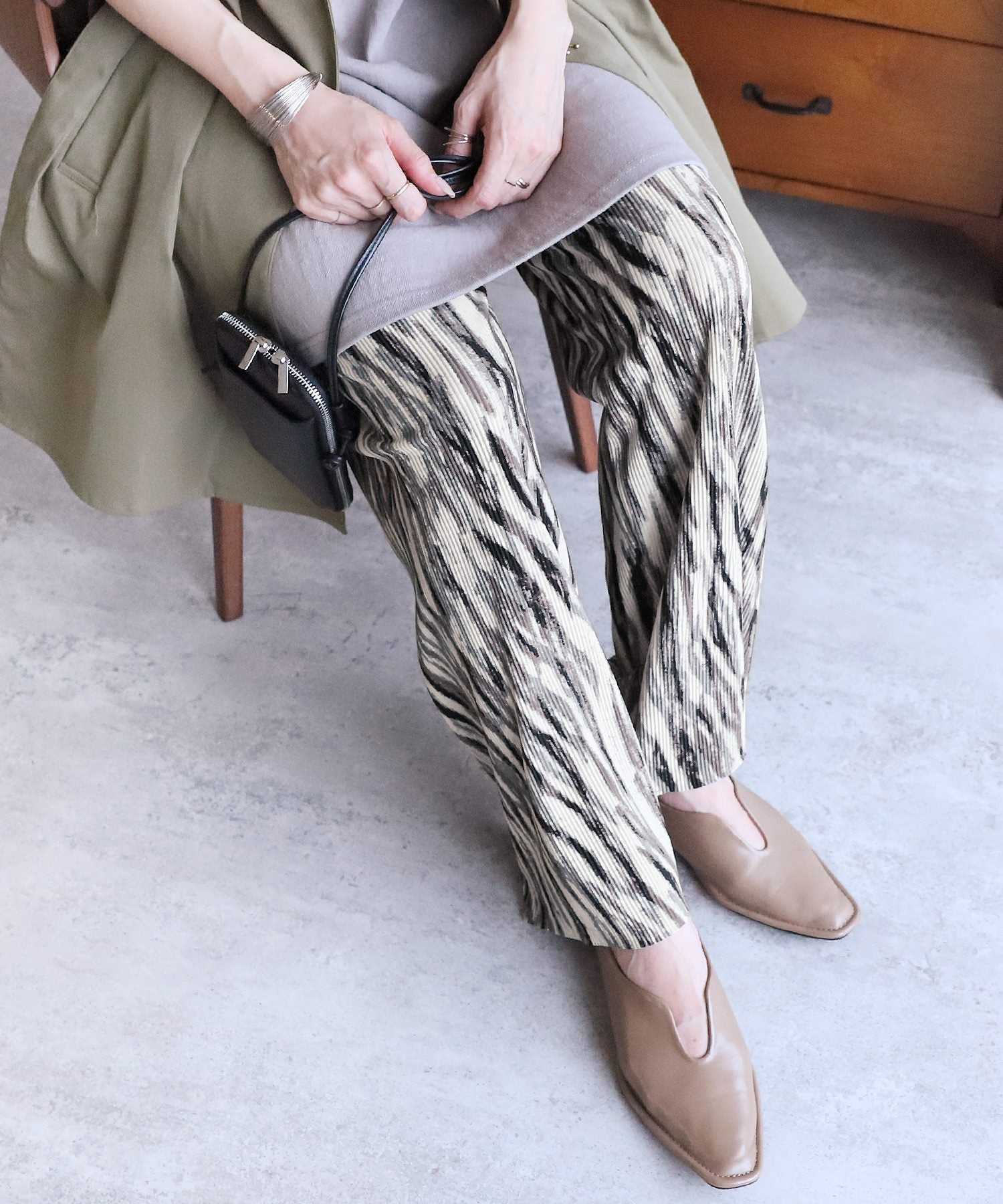 Reca animal print pleated pants
