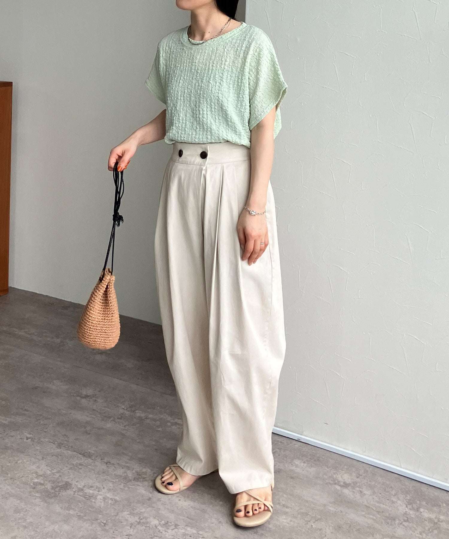 レカ reca カットシャーリングデザインフレンチスリーブTシャツ(R24139ーv) （ブラック） ブラック