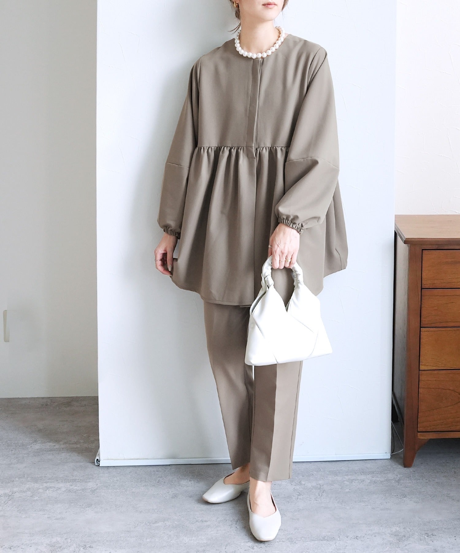 レカ reca ペプラムジャケット×テーパードパンツ2点セット（bel-hr-0622-set）（グレージュ）オケージョン セットアップ グレージュ